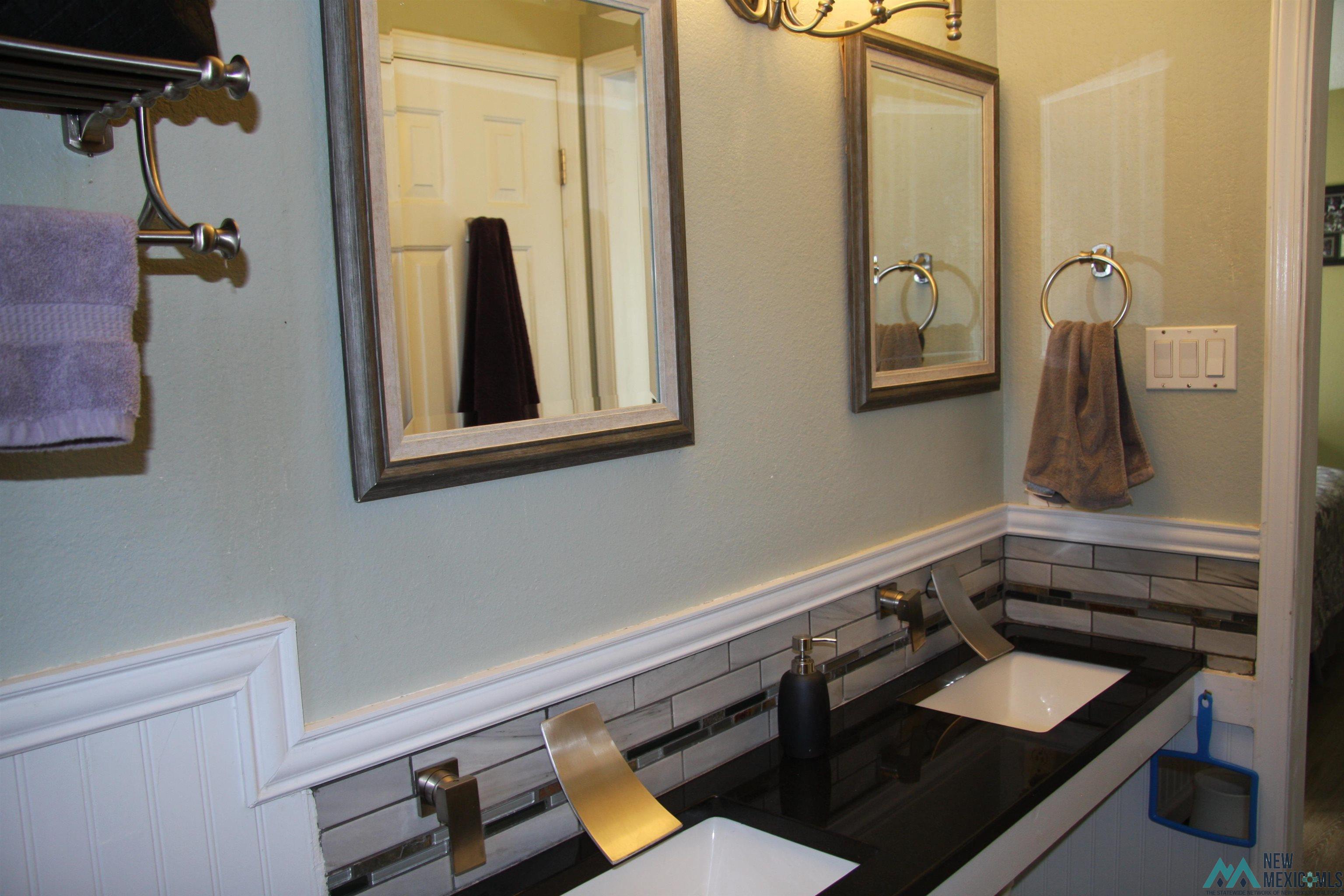 404 Chanticleer Place