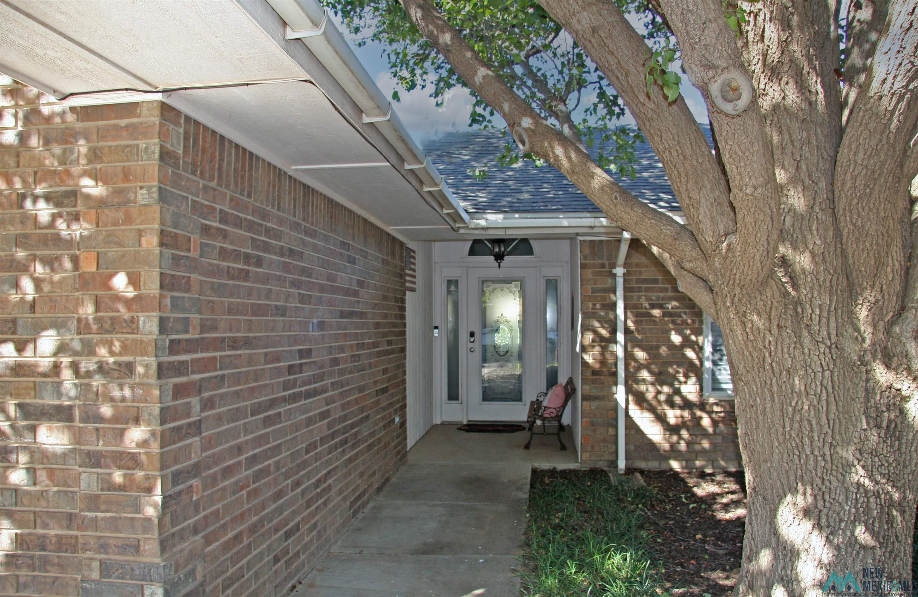 404 Chanticleer Place