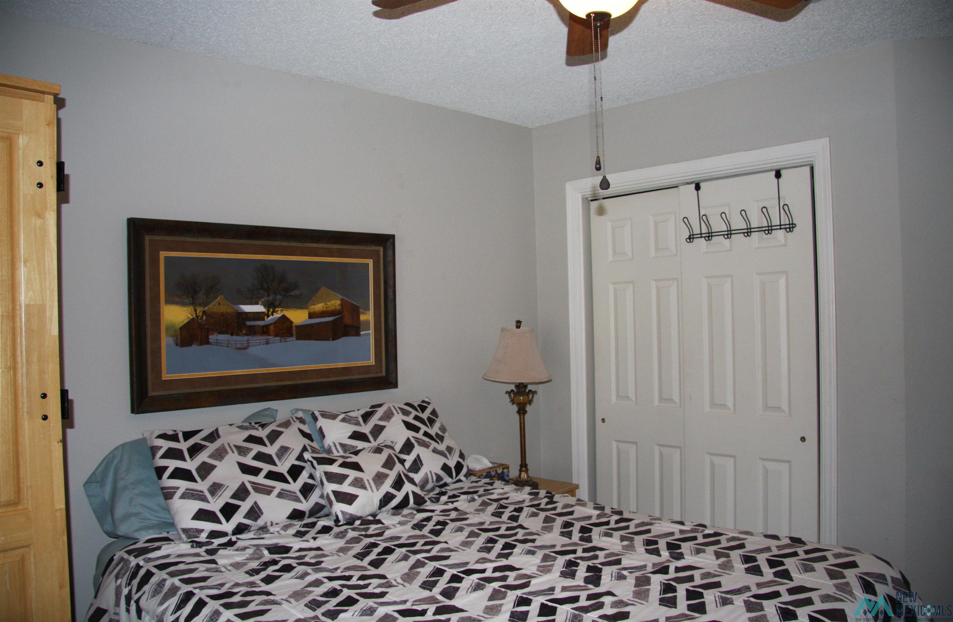 404 Chanticleer Place