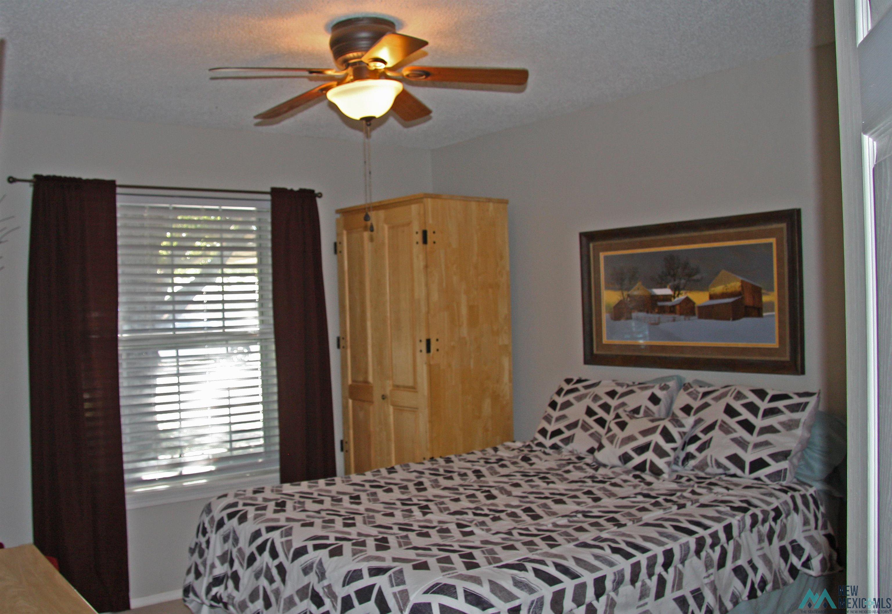 404 Chanticleer Place