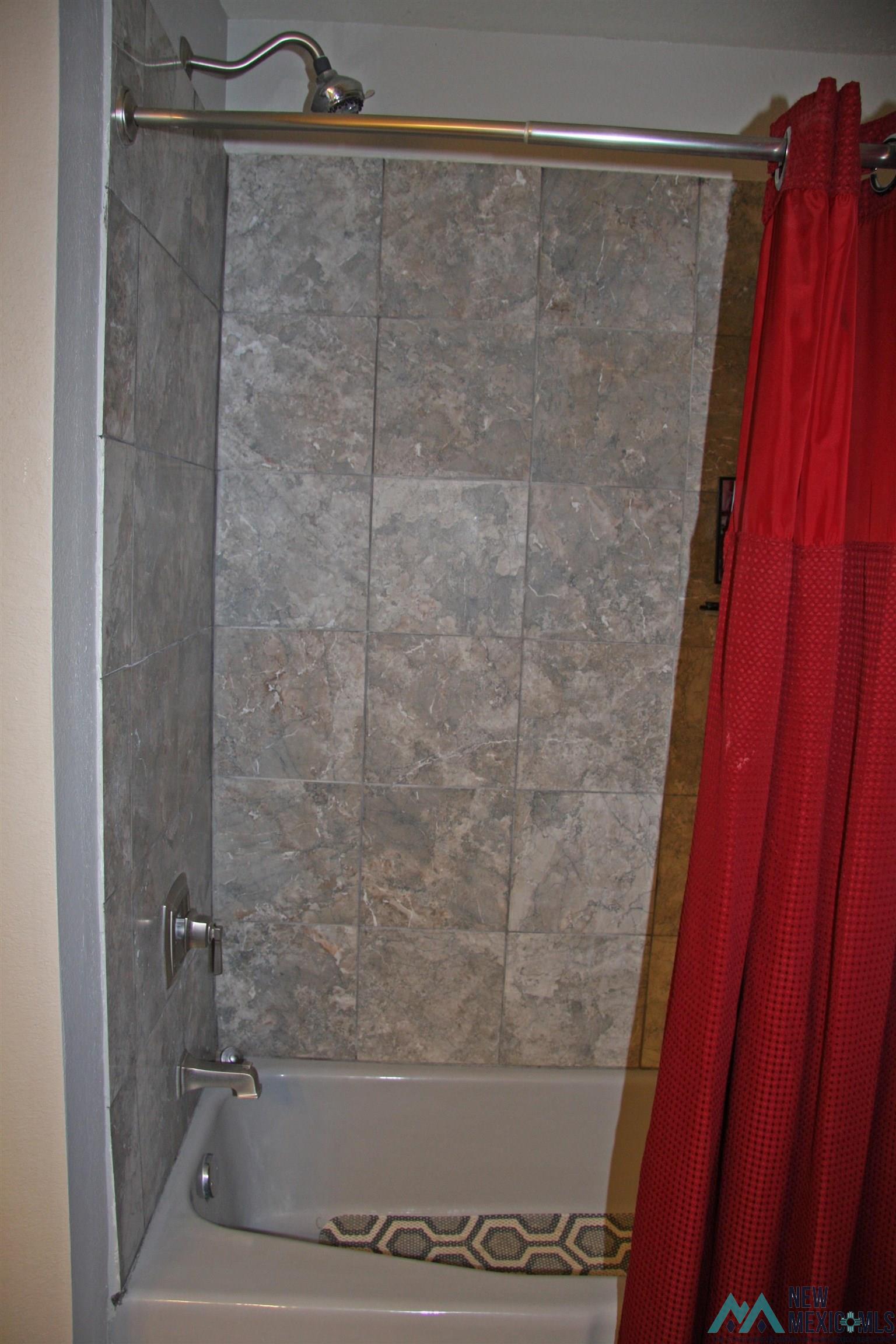 404 Chanticleer Place