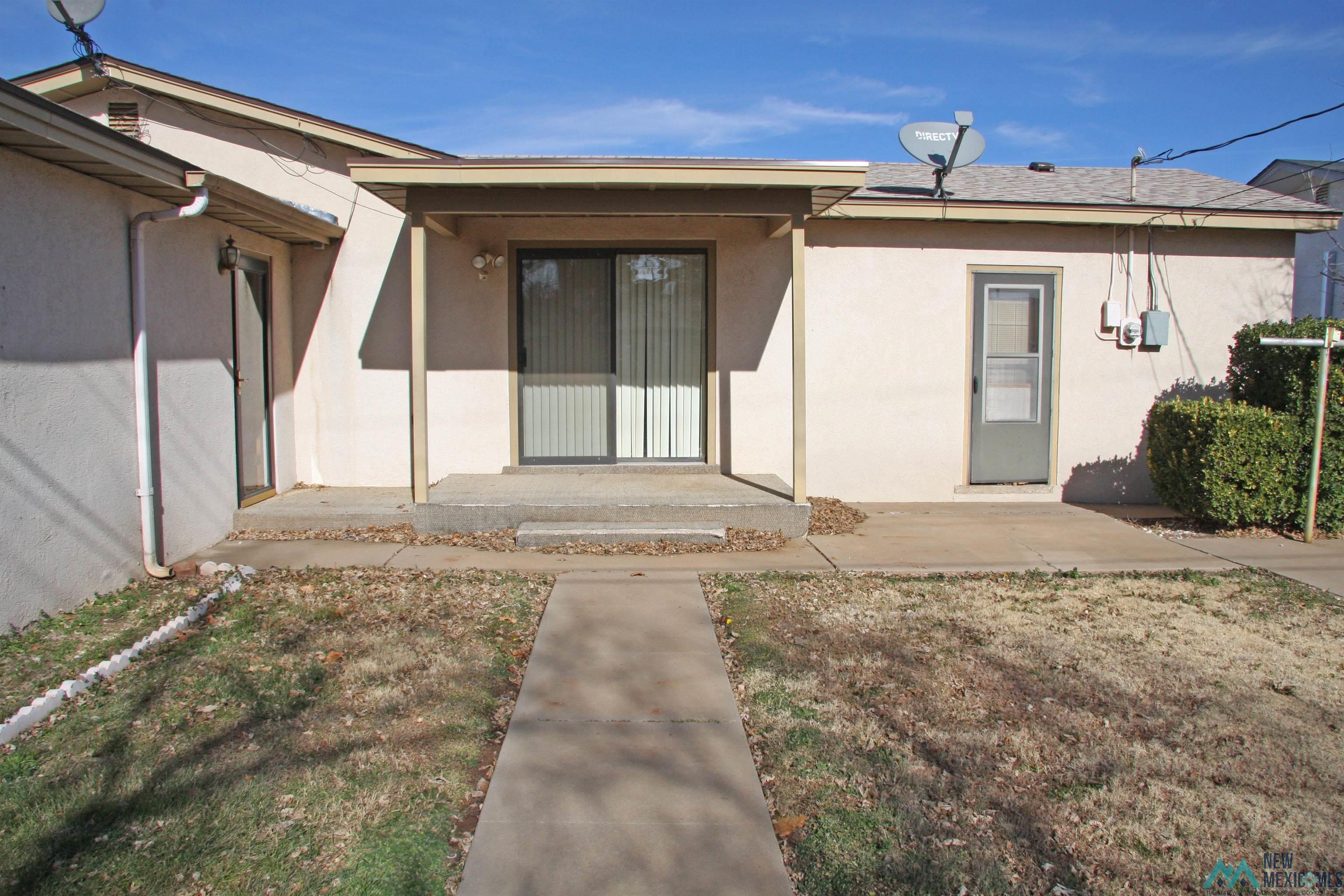 805 W Plains Avenue