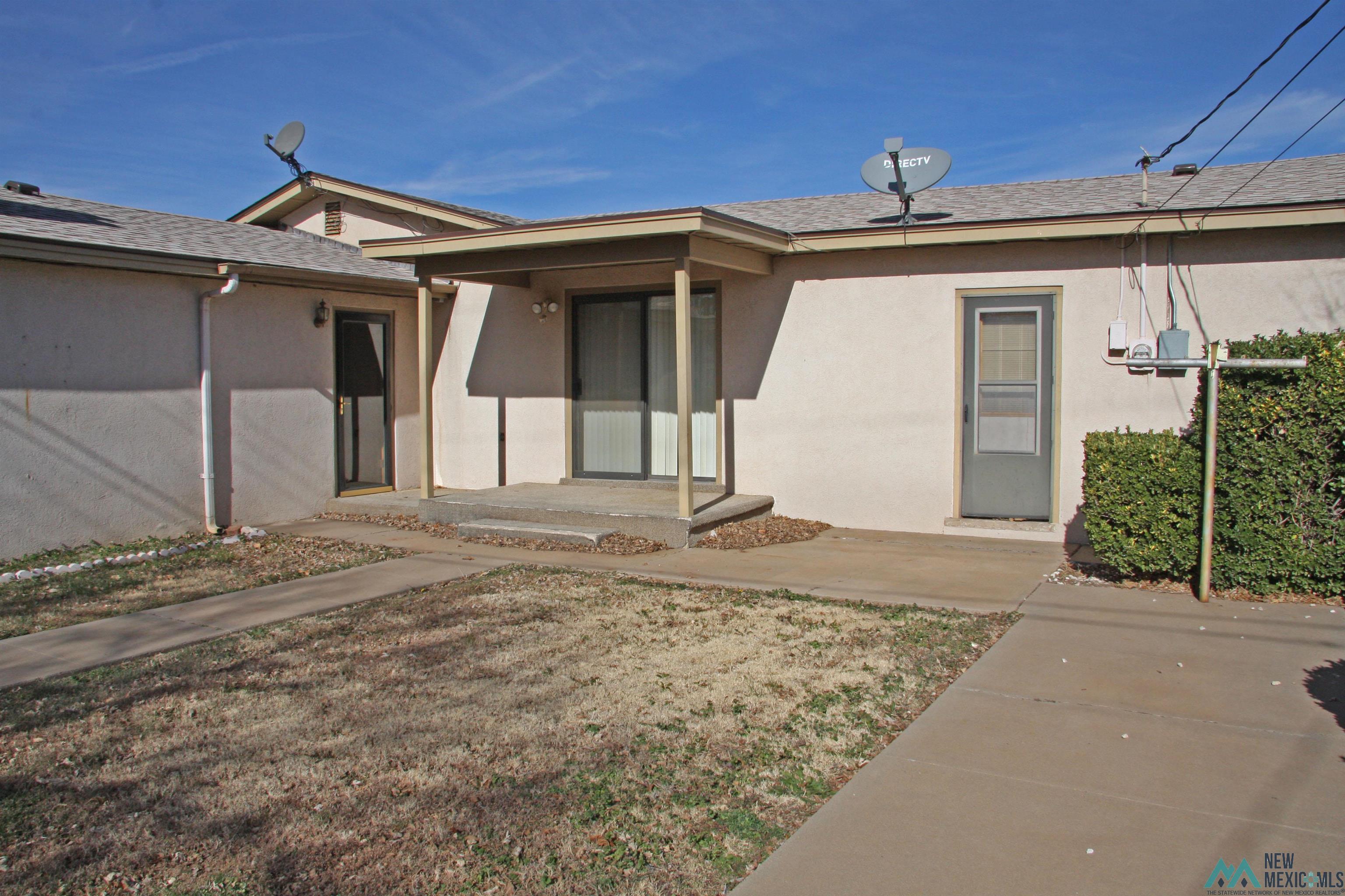 805 W Plains Avenue