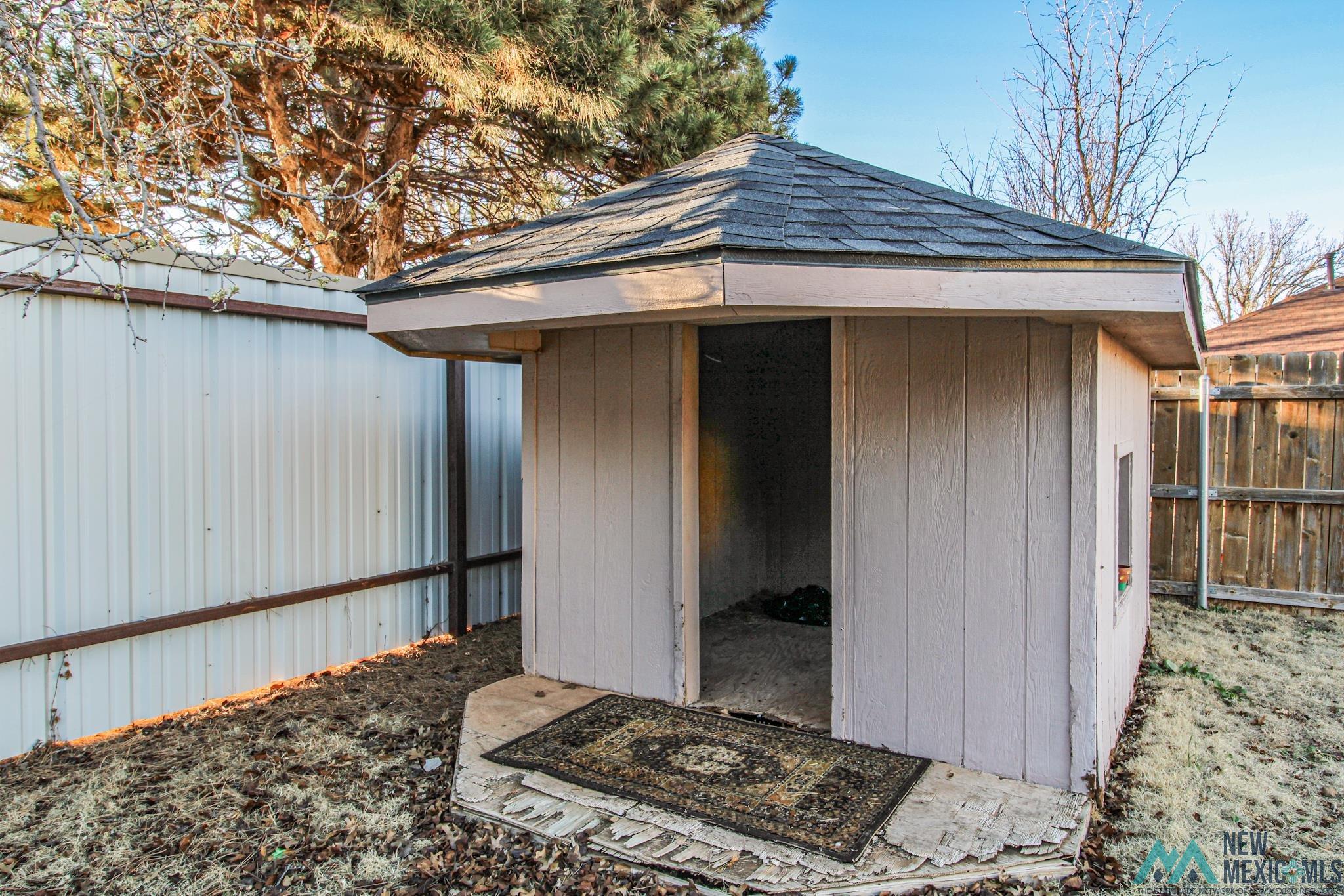 116 Rosewood Drive