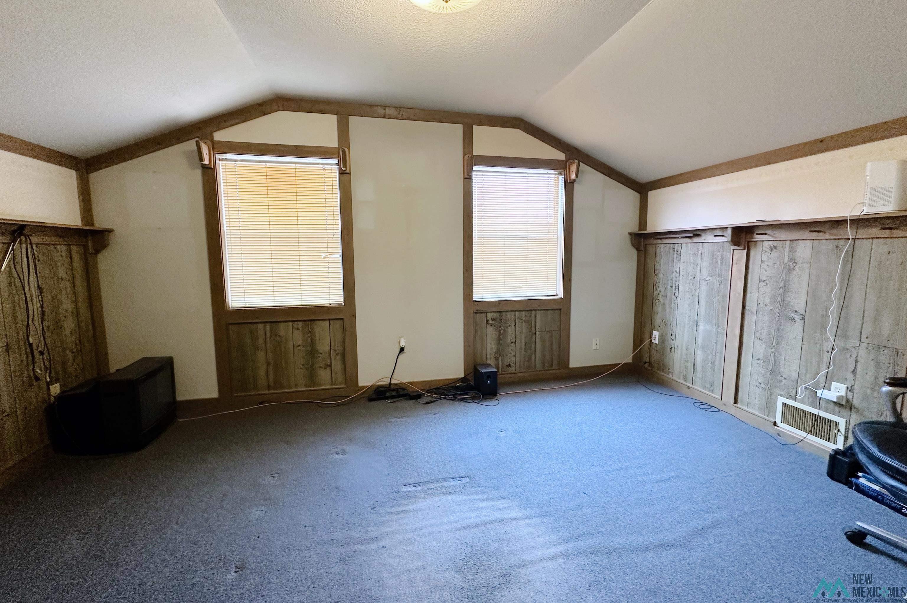 221 Chanticleer Place