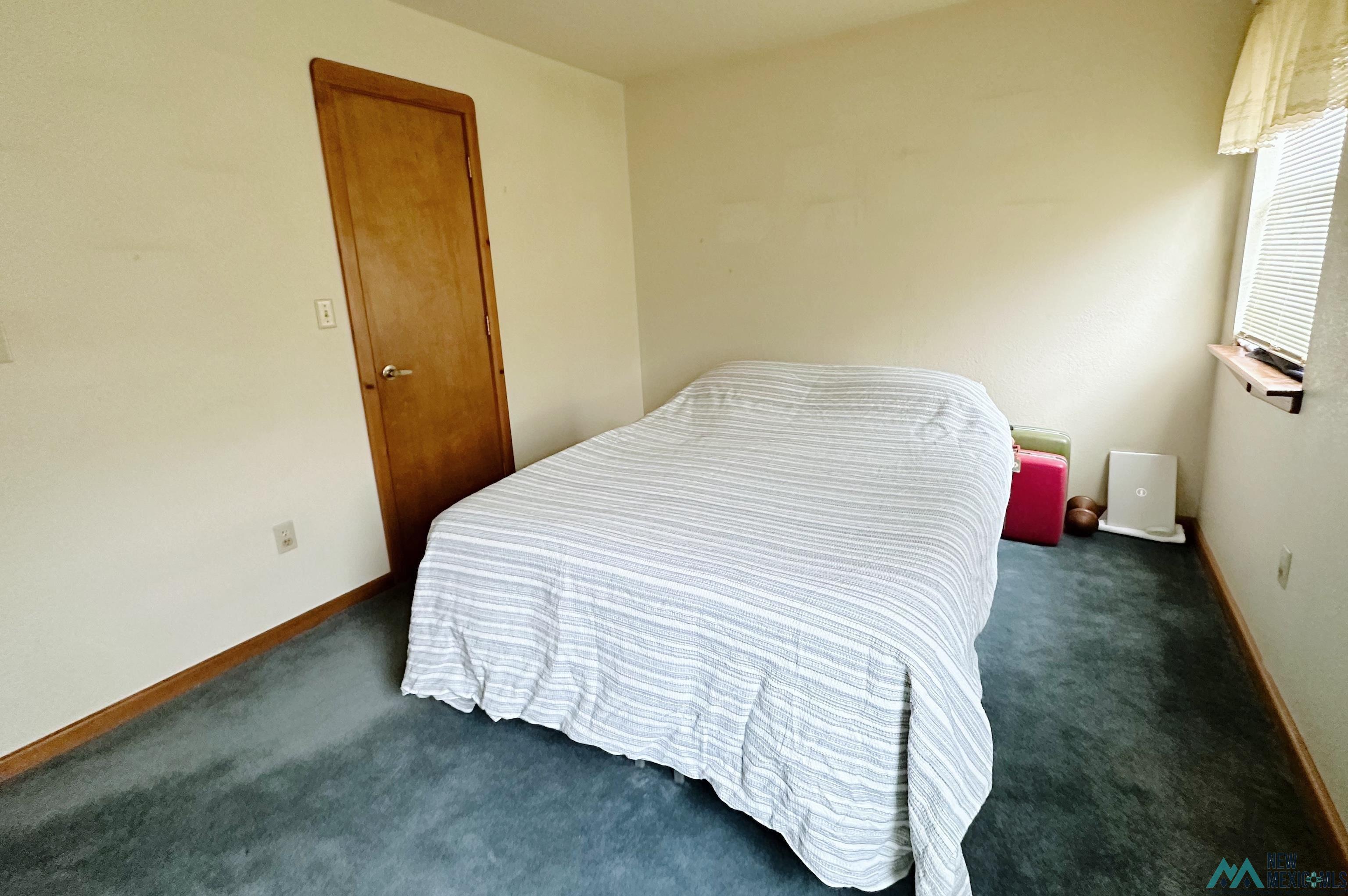 221 Chanticleer Place