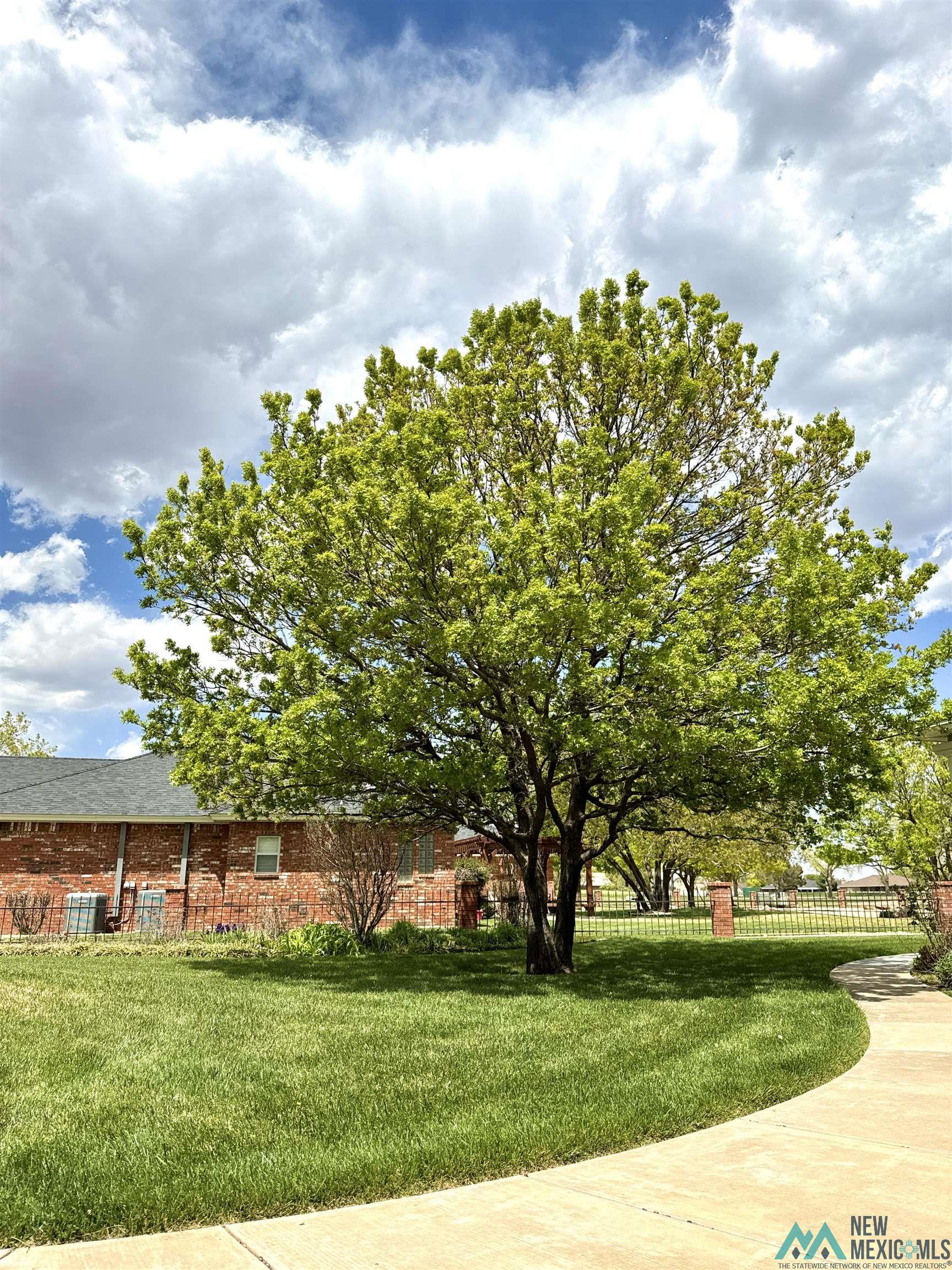 125 Colonial Estates Parkway