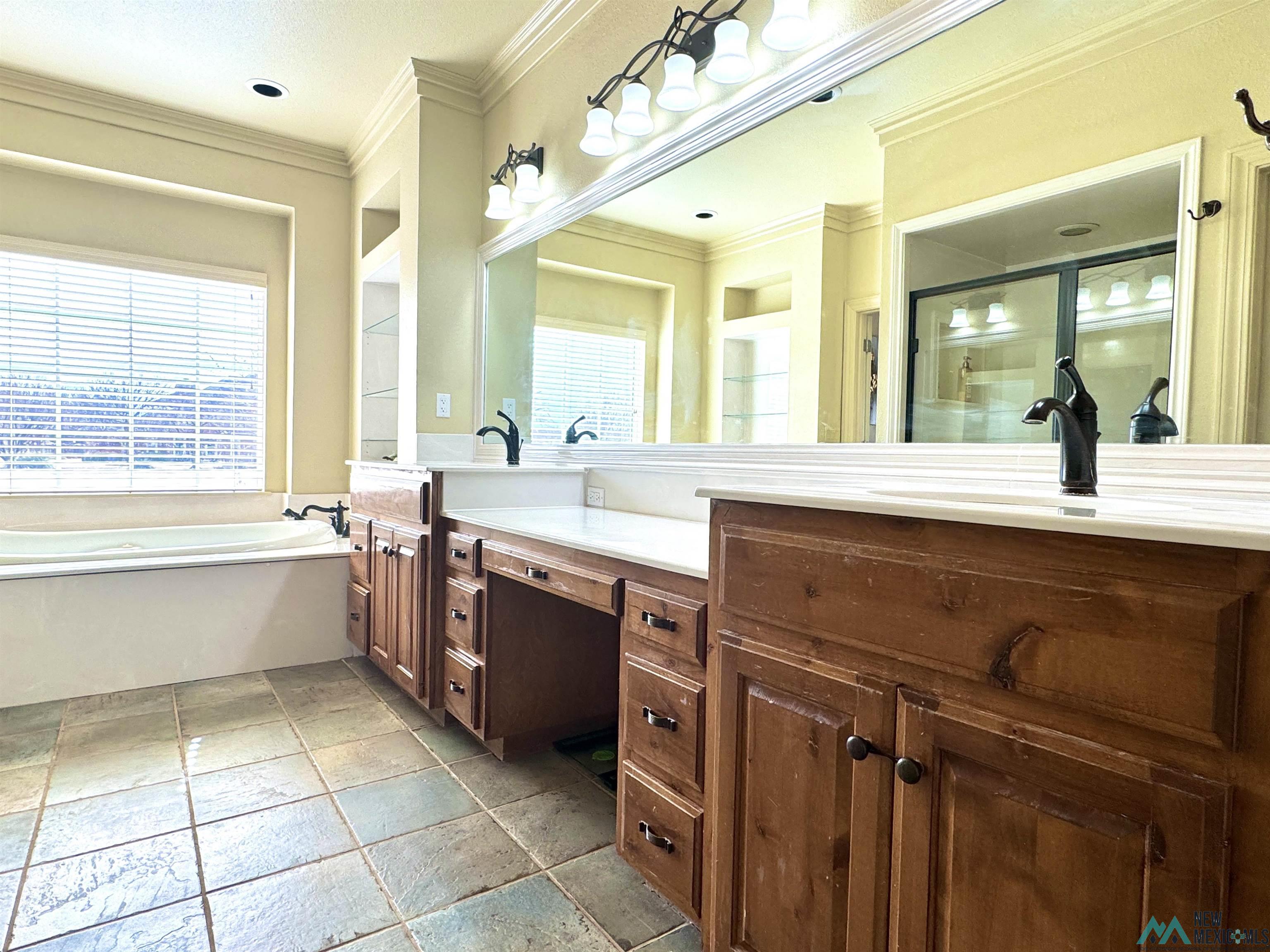 125 Colonial Estates Parkway