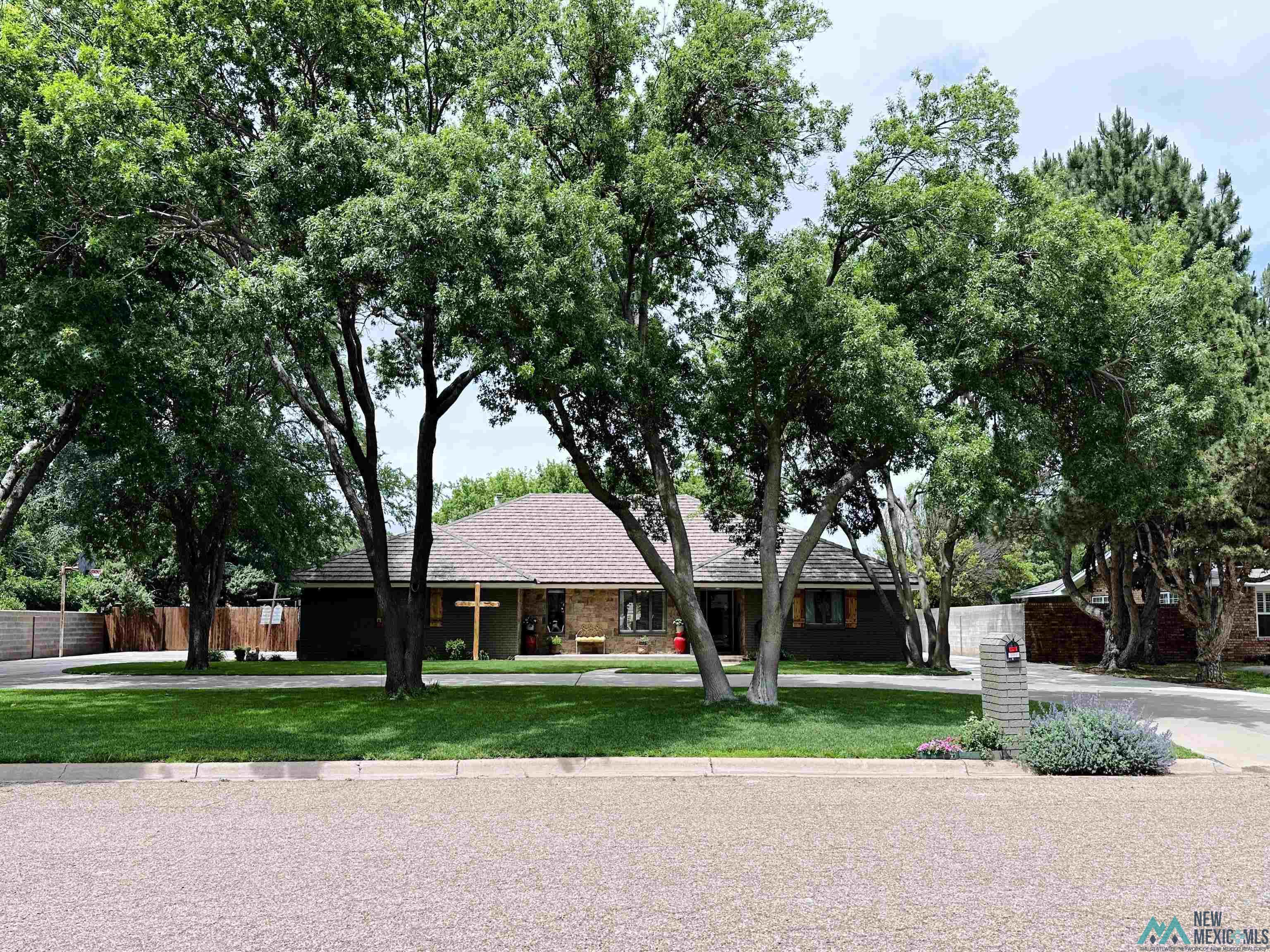 2116 Fairfield Drive