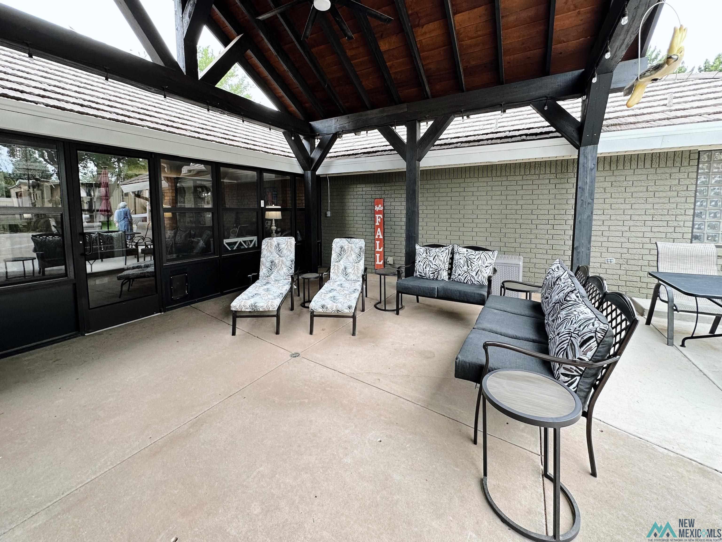 2116 Fairfield Drive