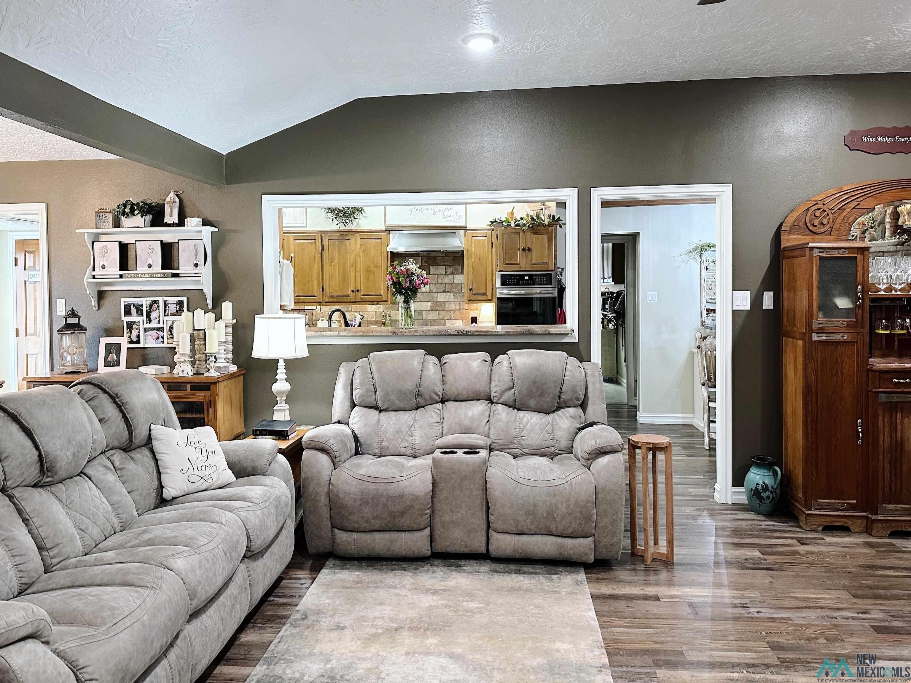 2116 Fairfield Drive