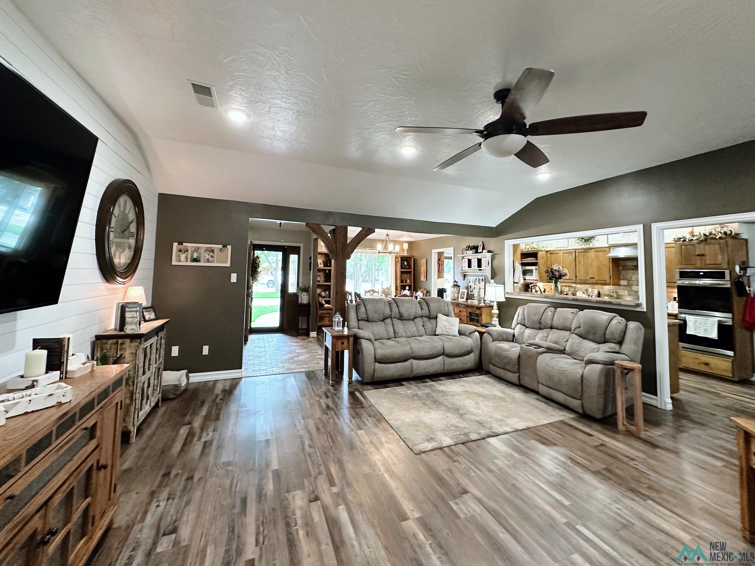 2116 Fairfield Drive