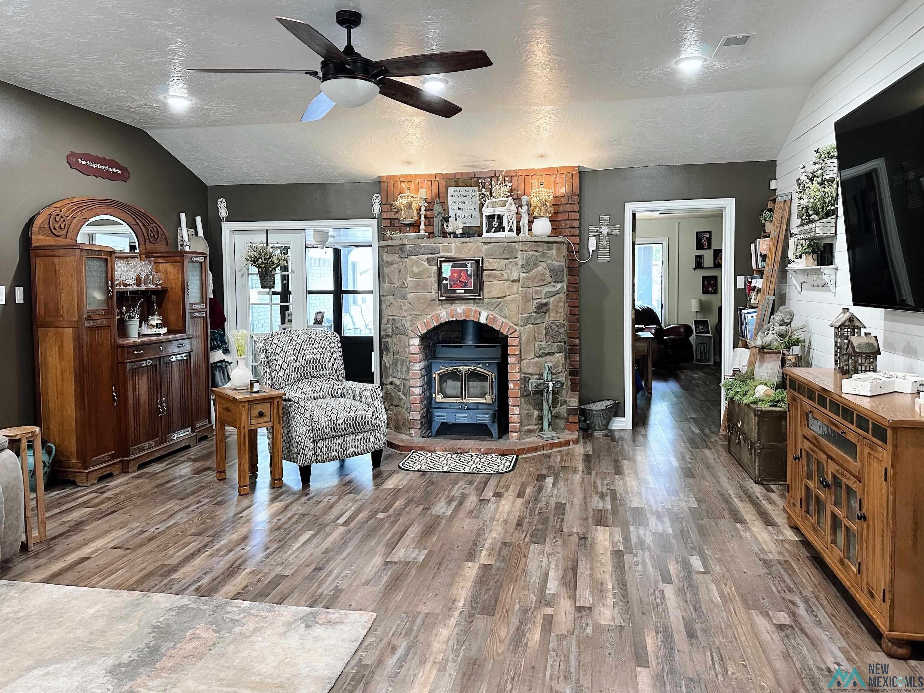 2116 Fairfield Drive