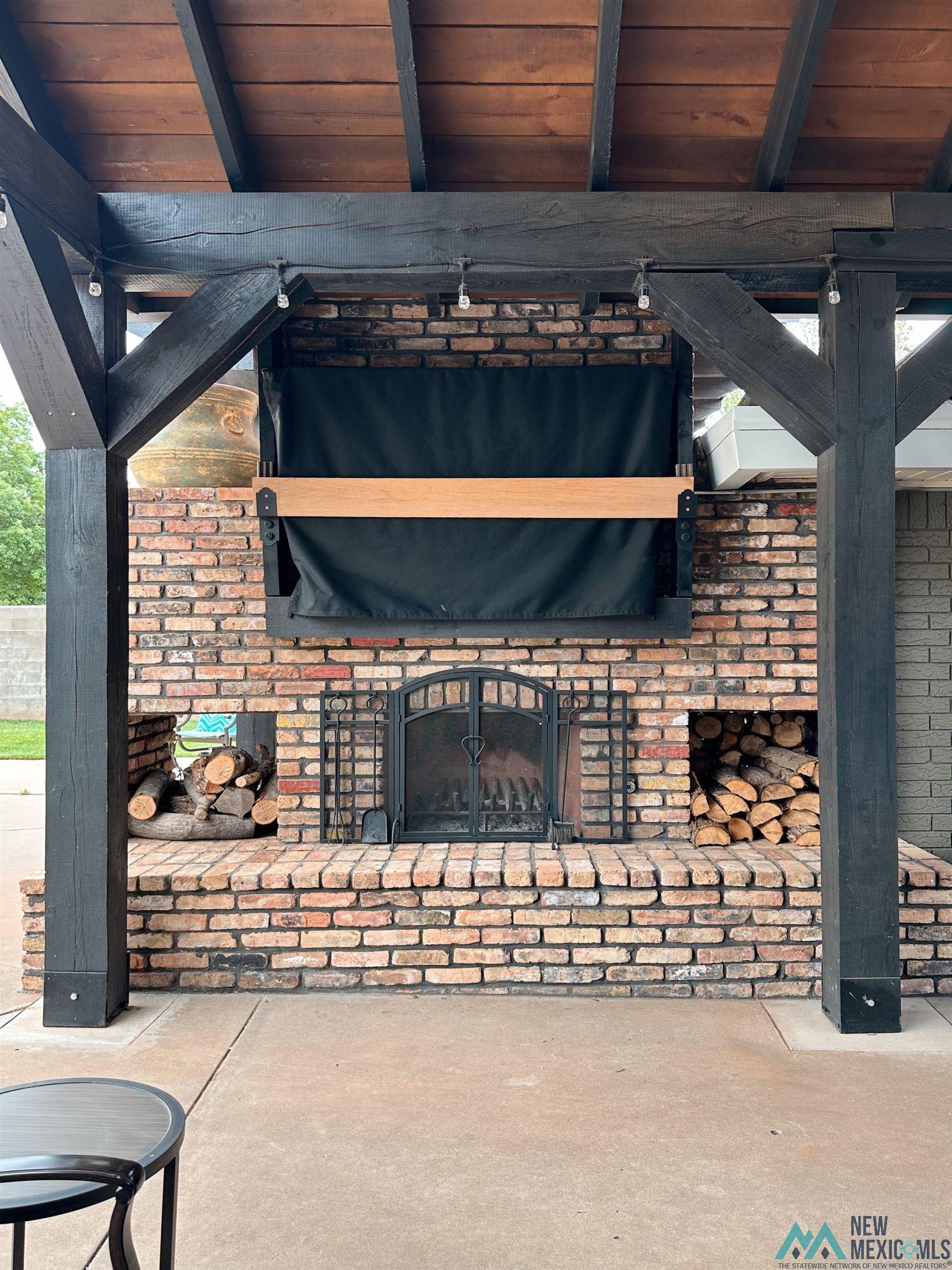 2116 Fairfield Drive