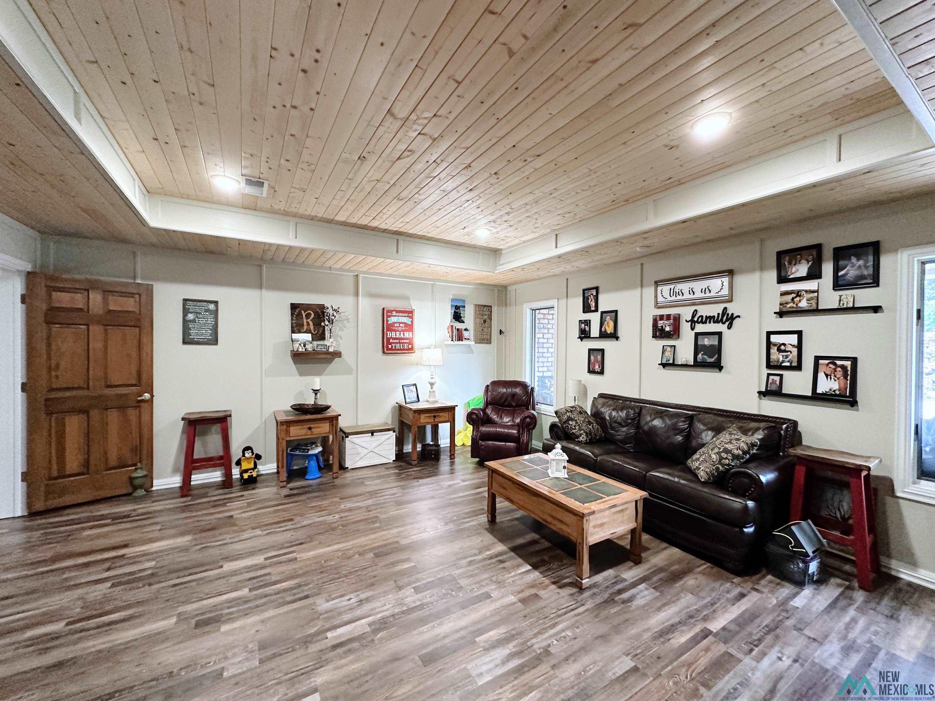 2116 Fairfield Drive