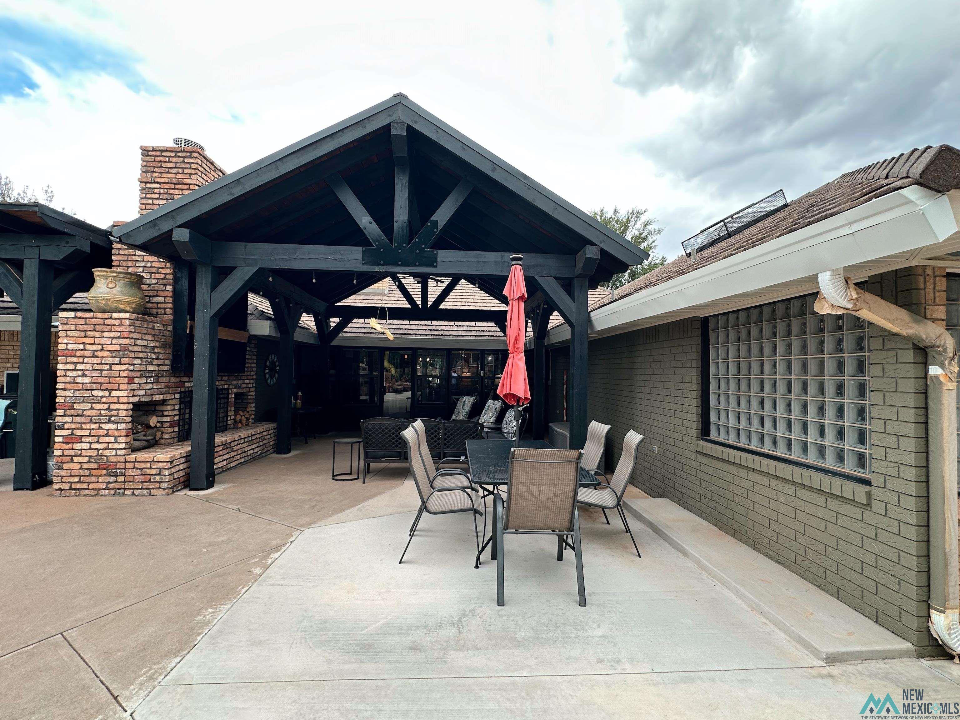 2116 Fairfield Drive