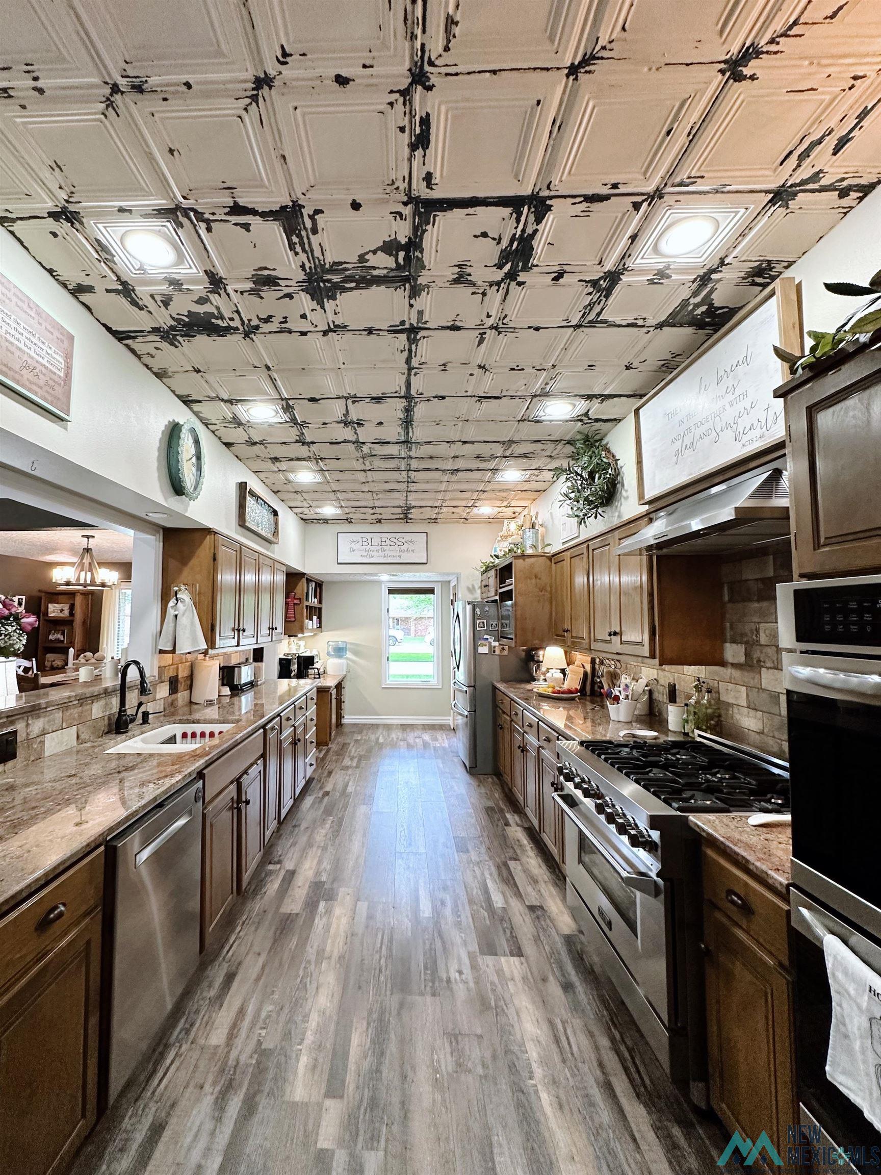 2116 Fairfield Drive