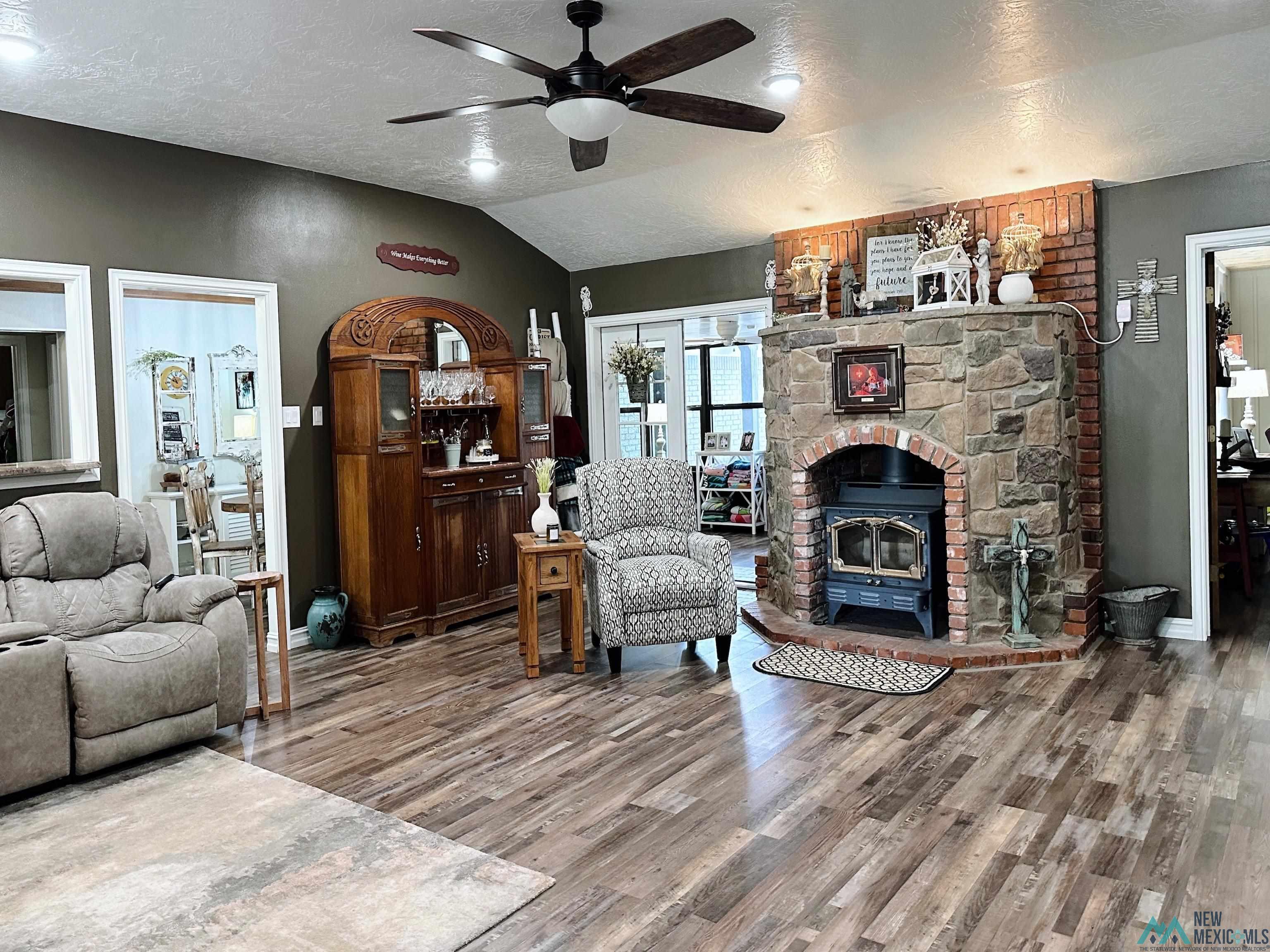 2116 Fairfield Drive