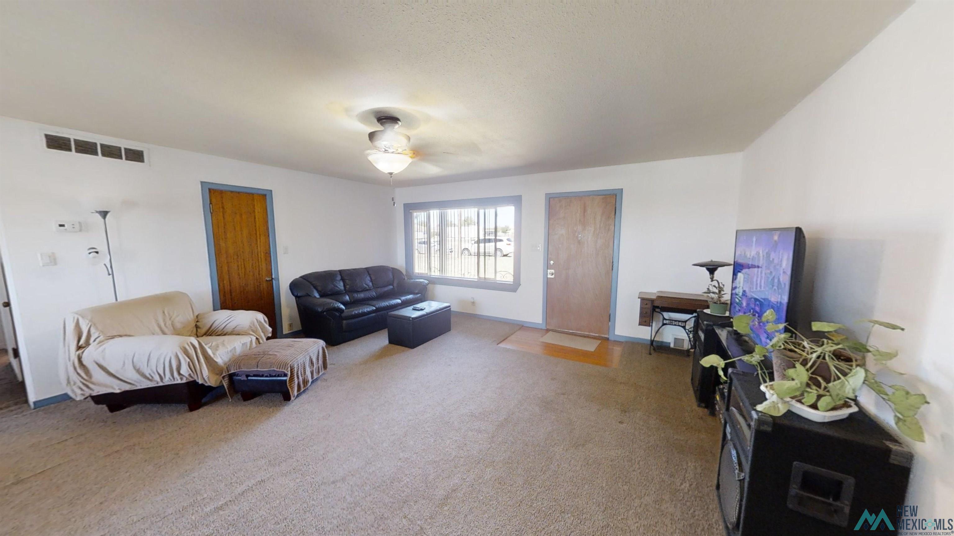 149 E Yucca Avenue