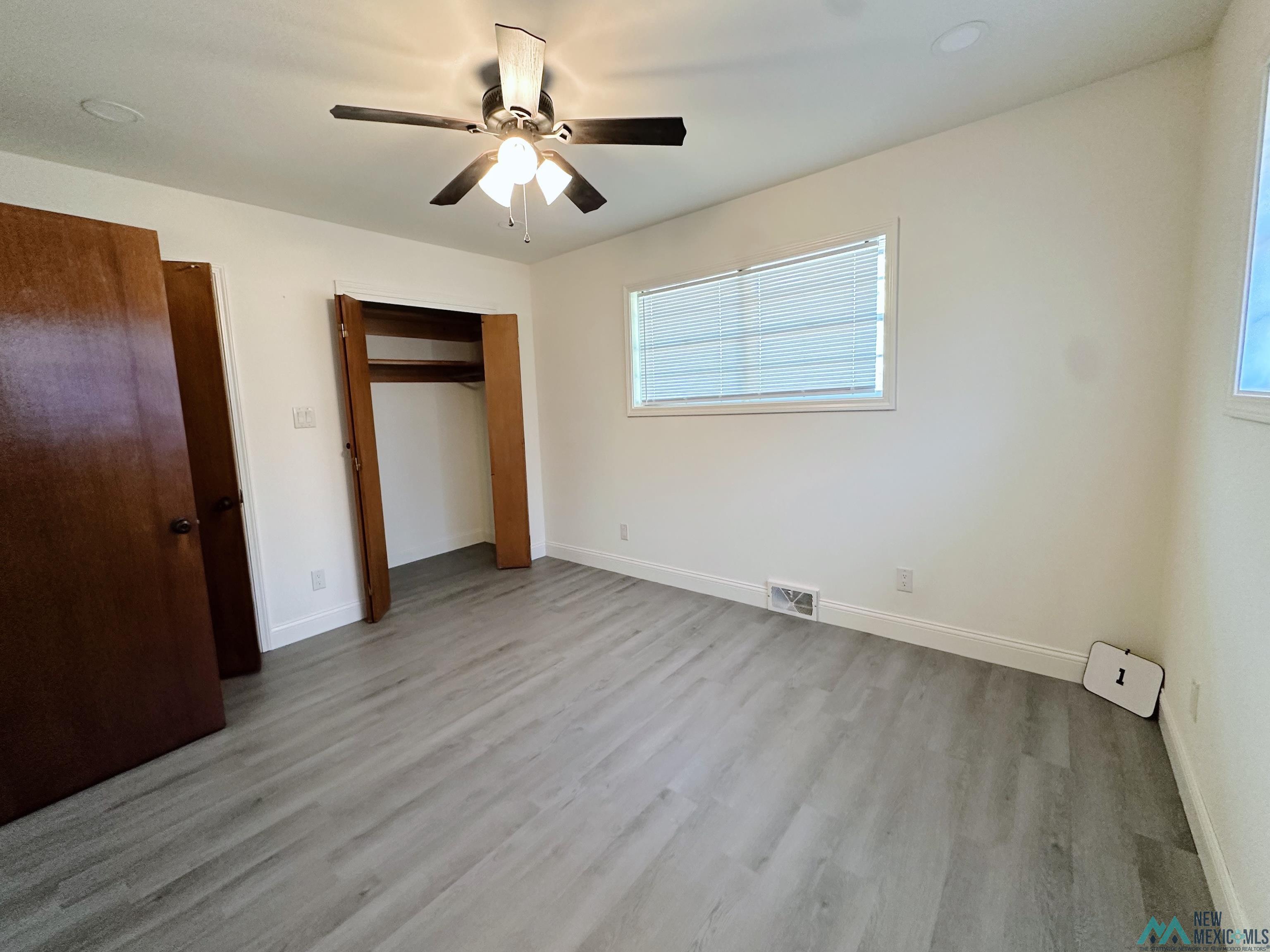 609 W Kathie Drive