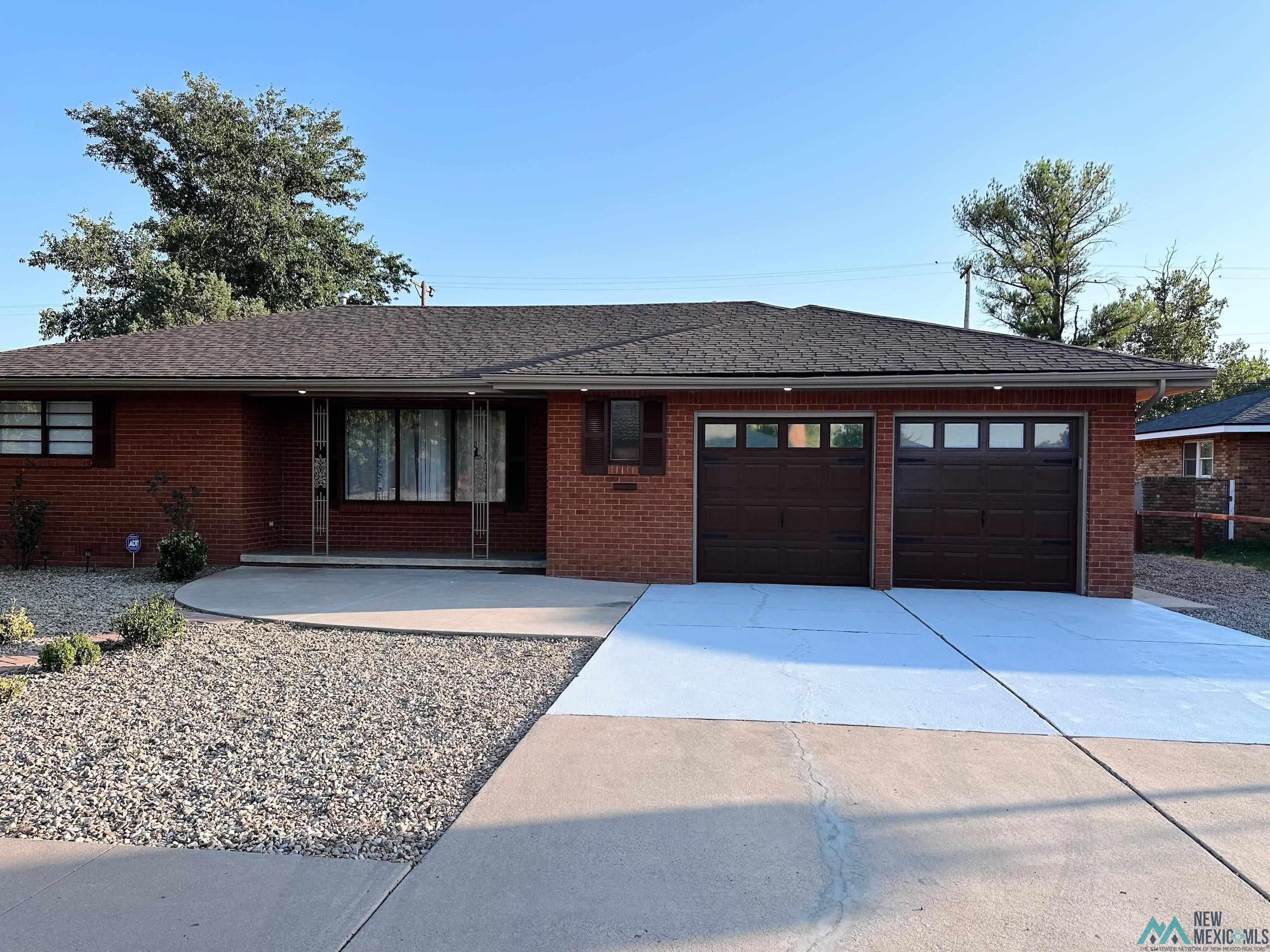 609 W Kathie Drive