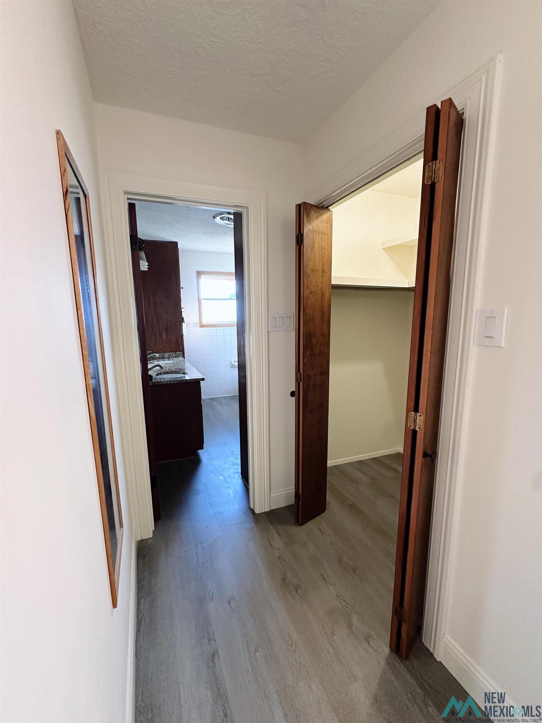609 W Kathie Drive