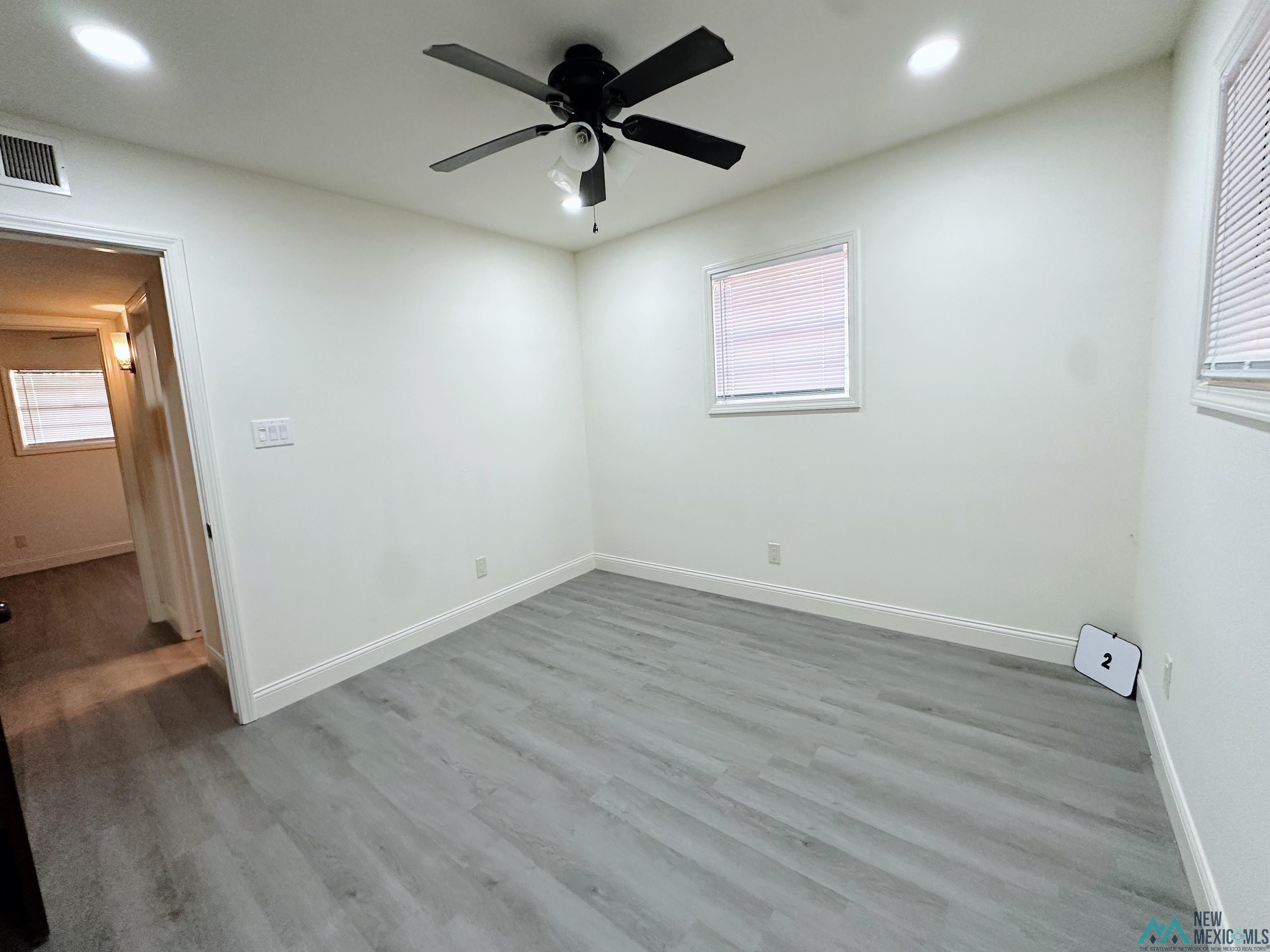 609 W Kathie Drive