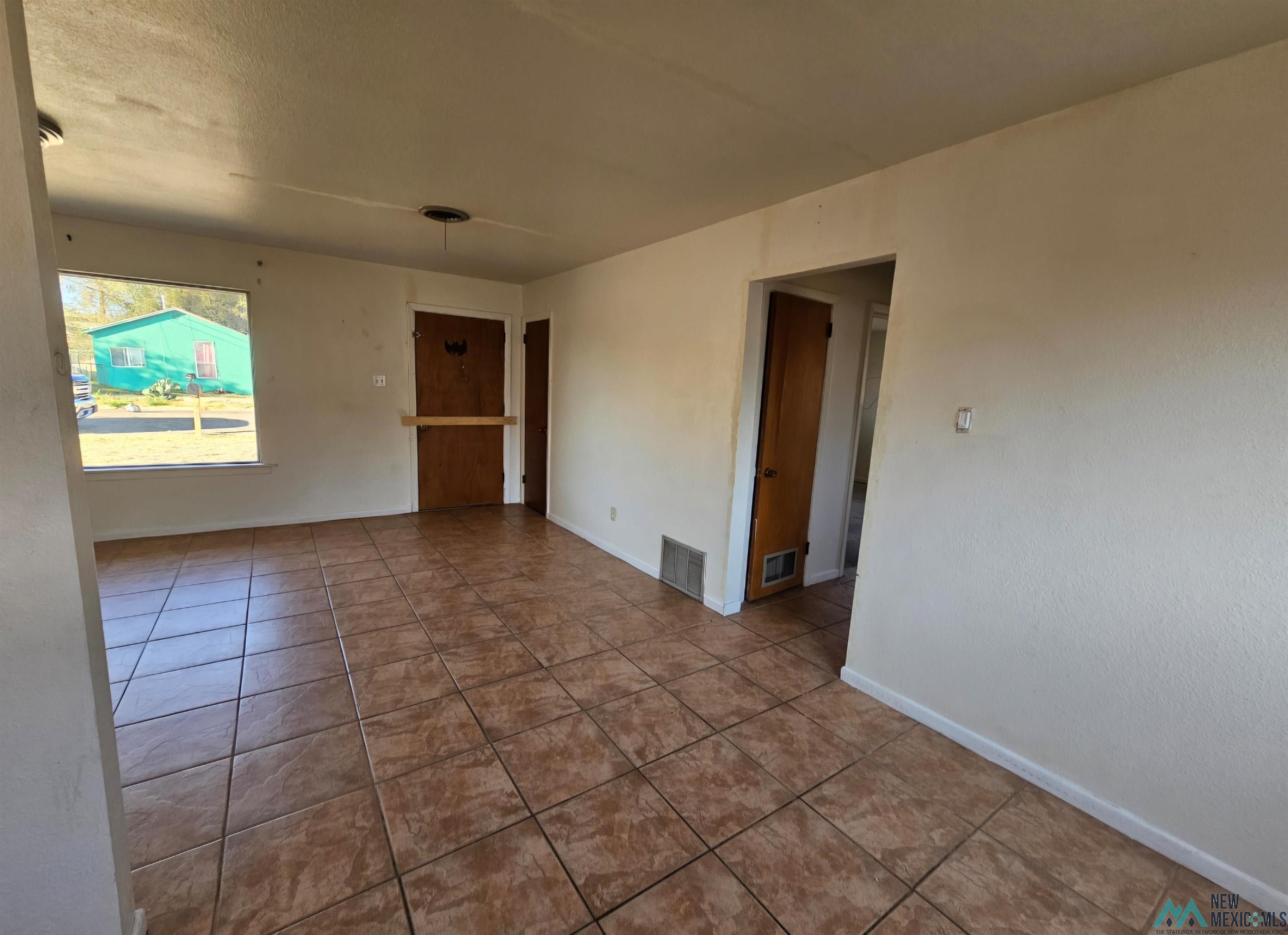 307 W 11th Street