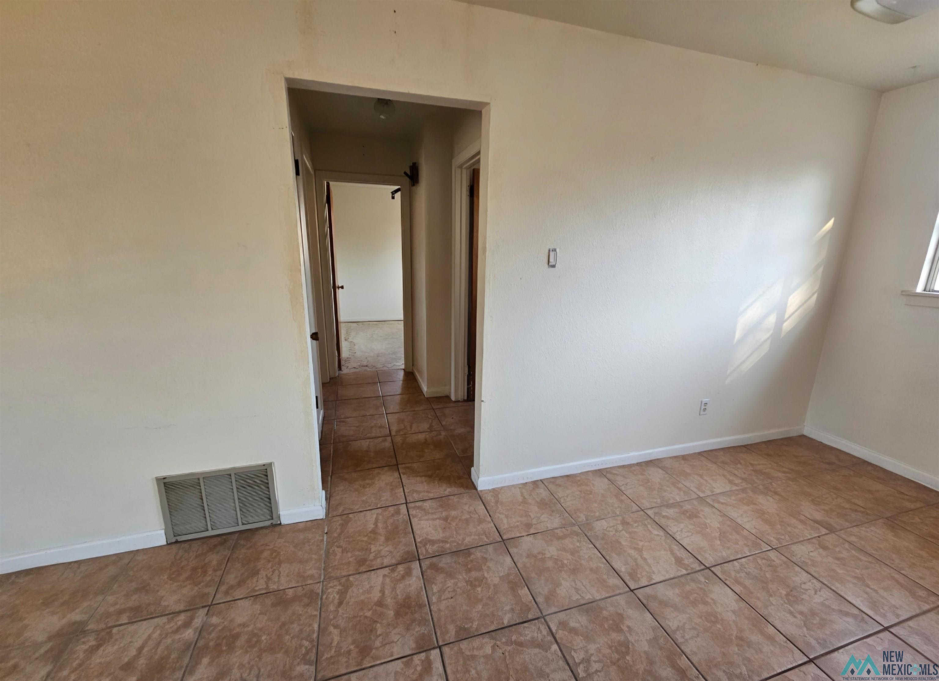 307 W 11th Street