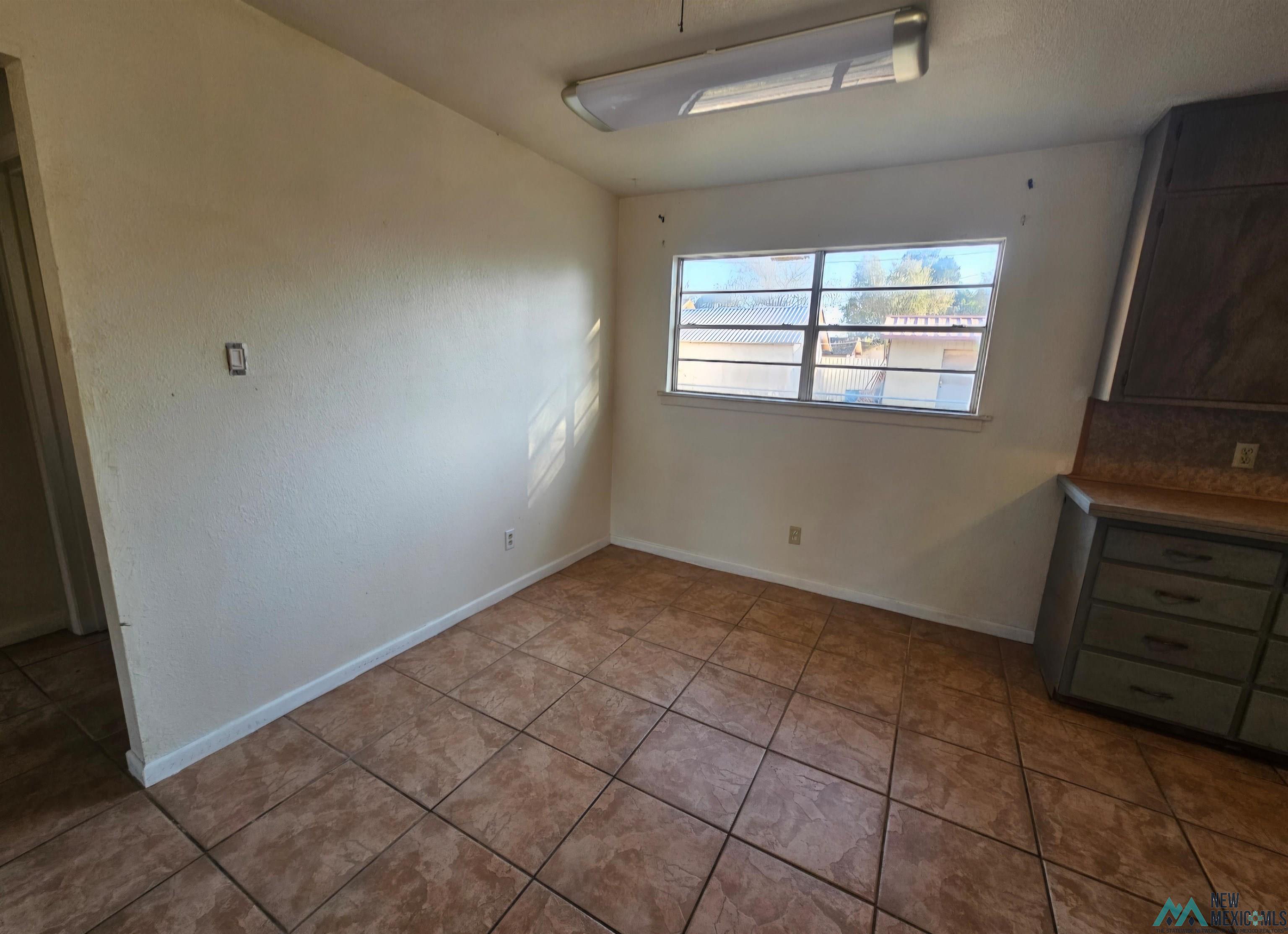 307 W 11th Street