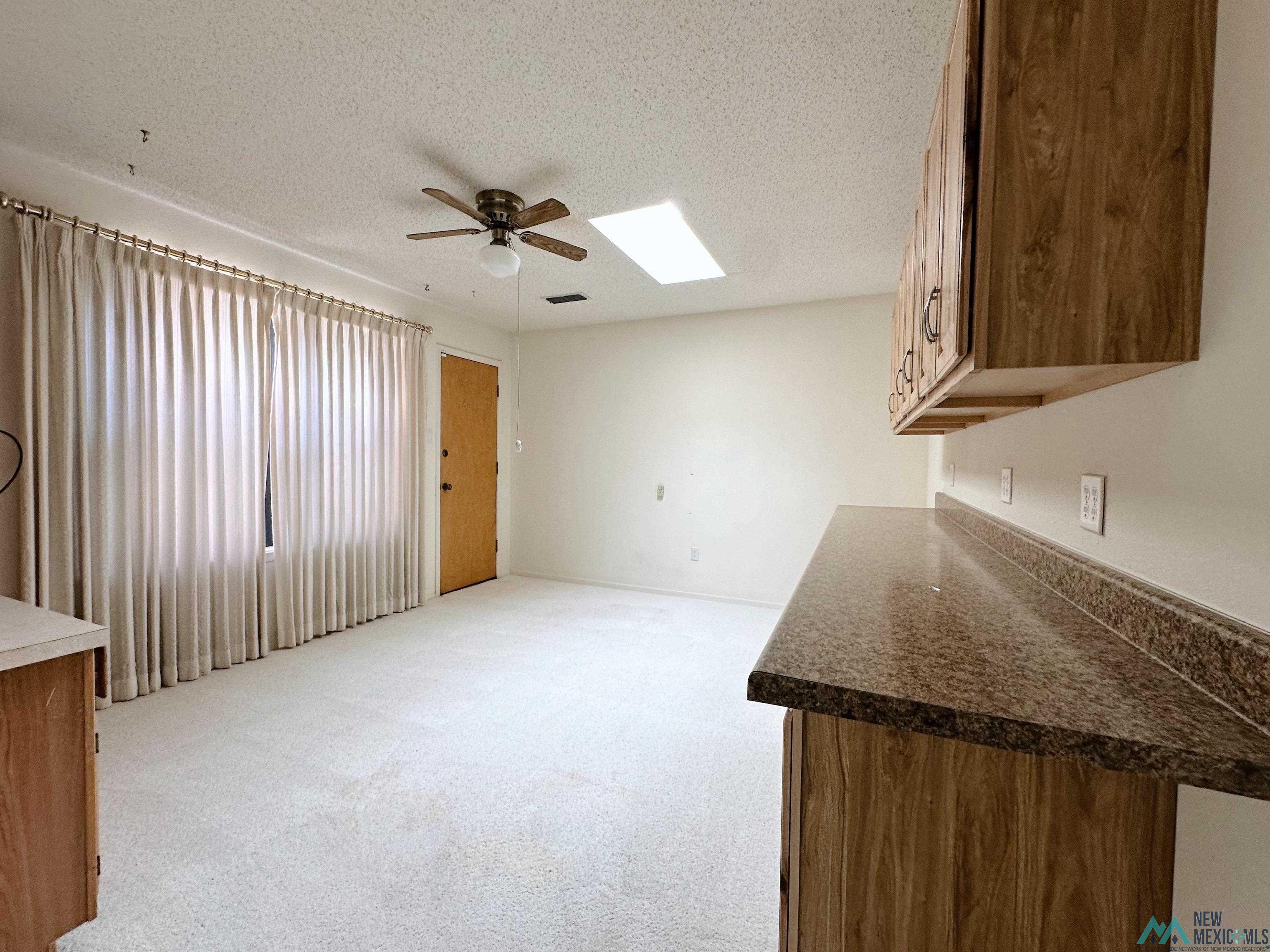 200 Lakeview Terrace