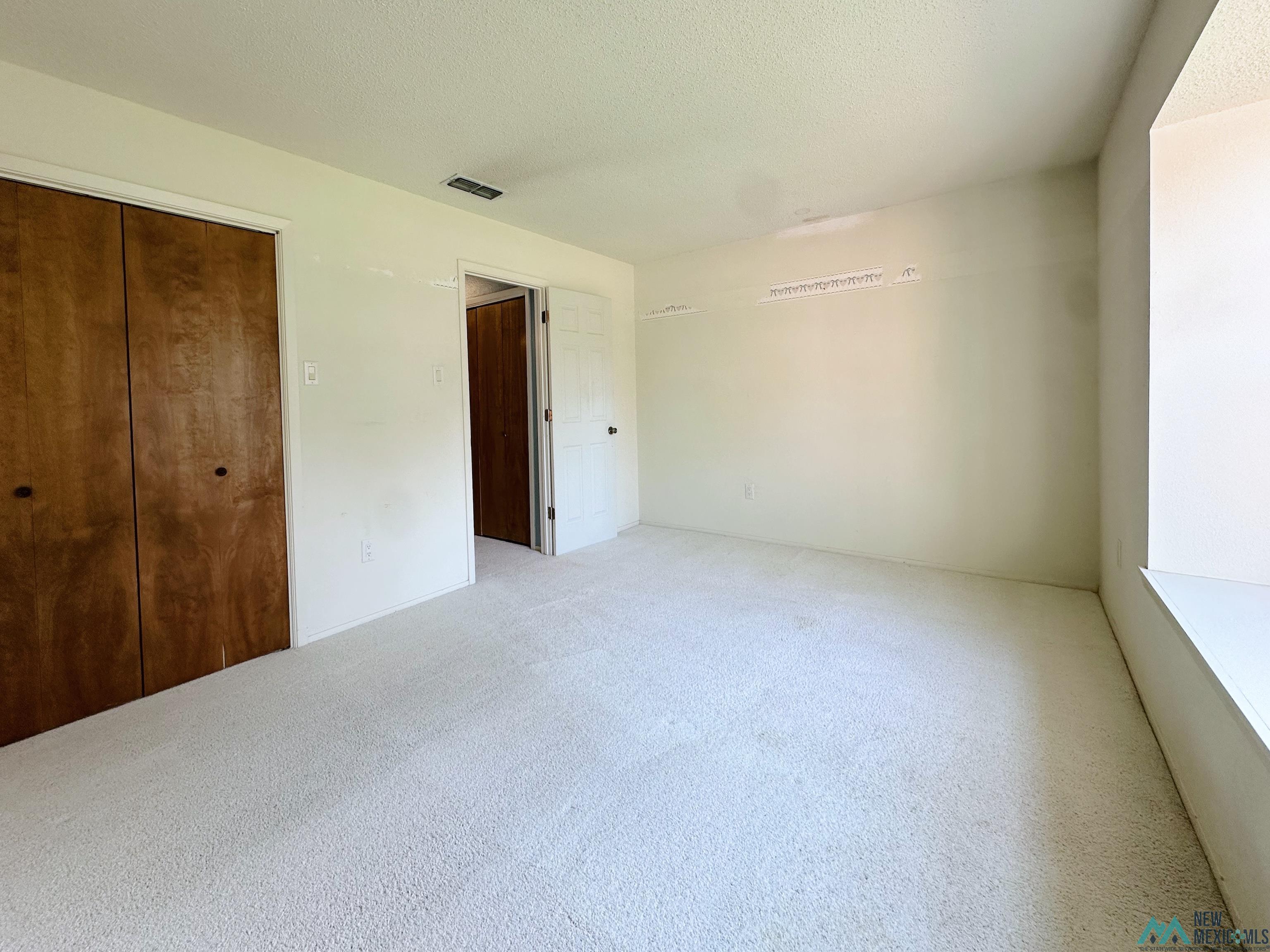 200 Lakeview Terrace