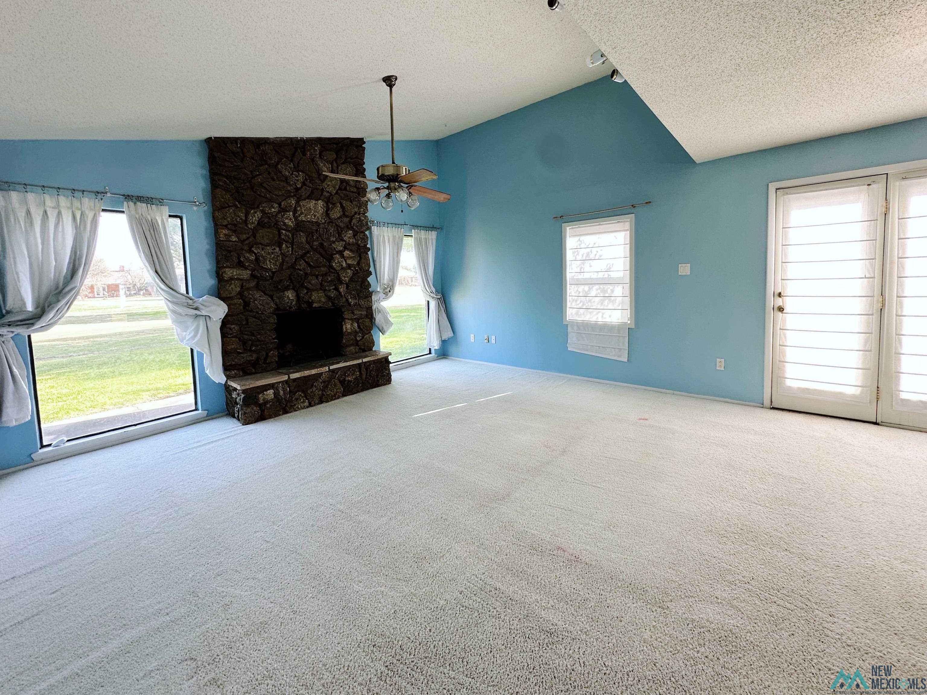 200 Lakeview Terrace