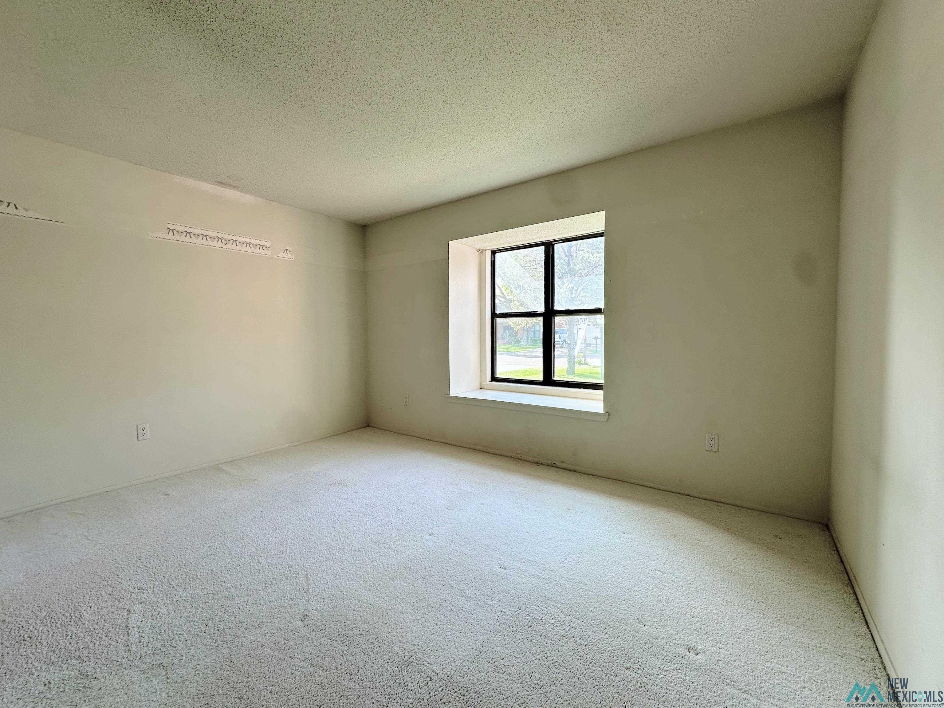 200 Lakeview Terrace