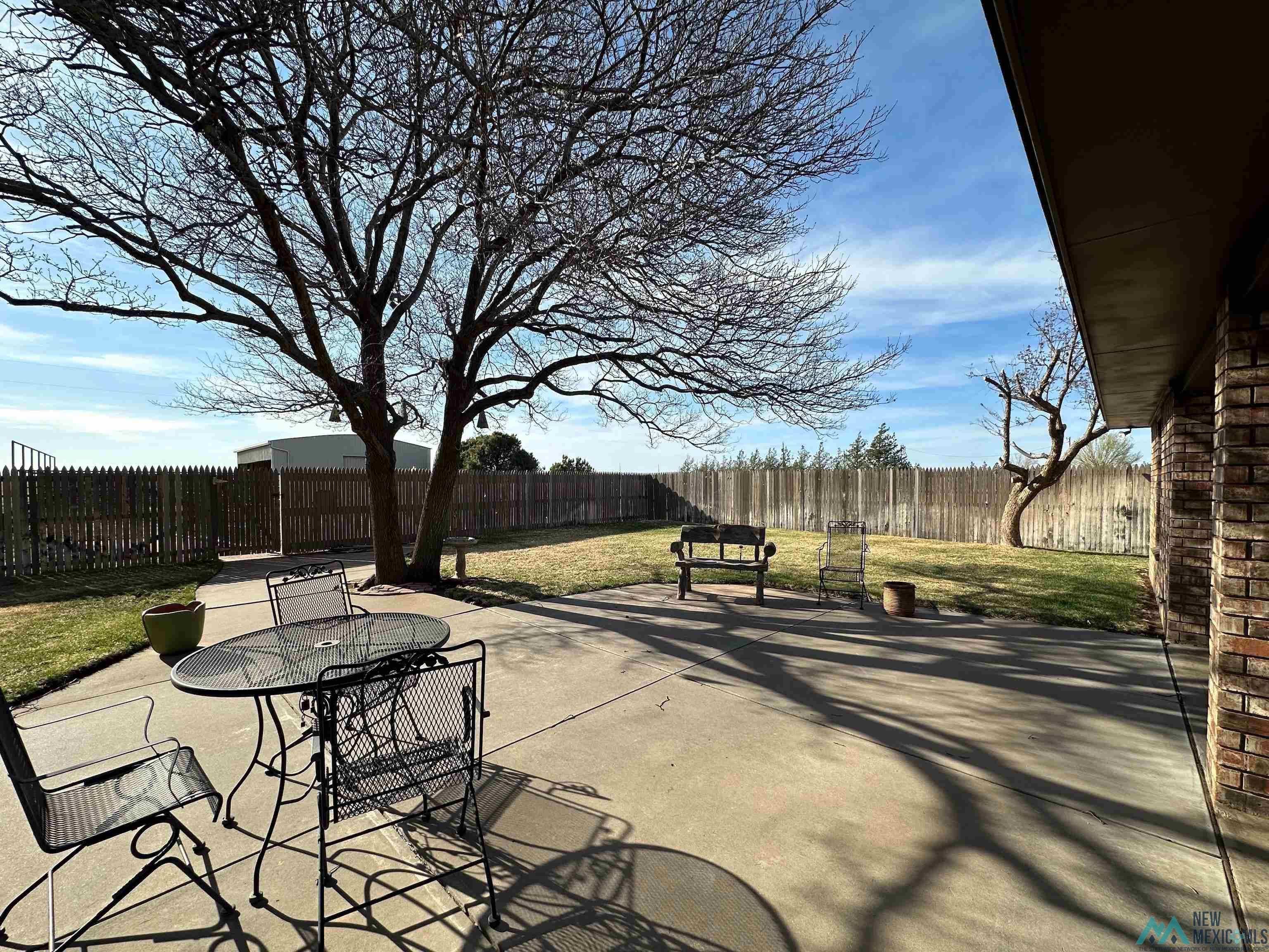 8516 La Linda Street