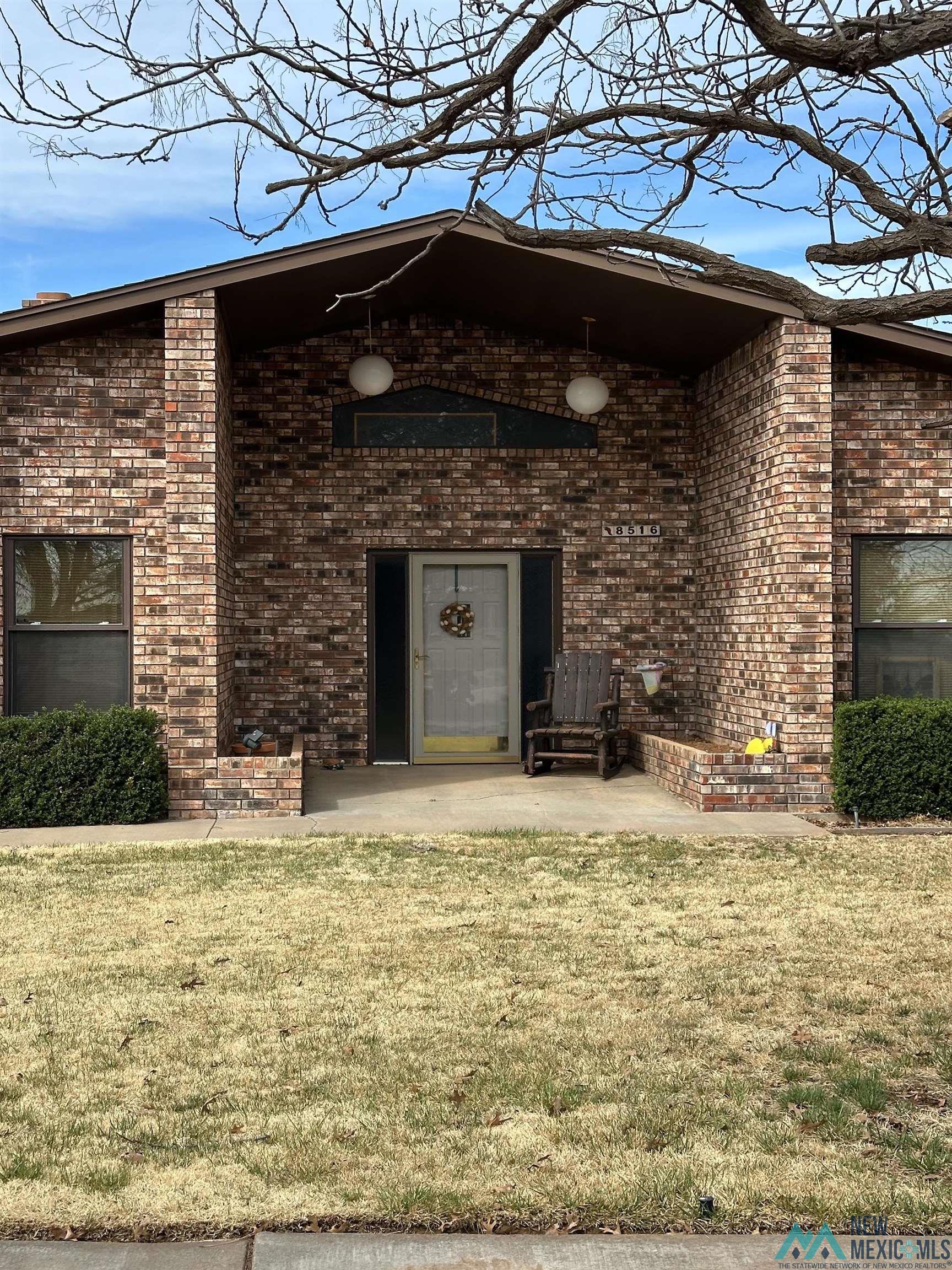 8516 La Linda Street