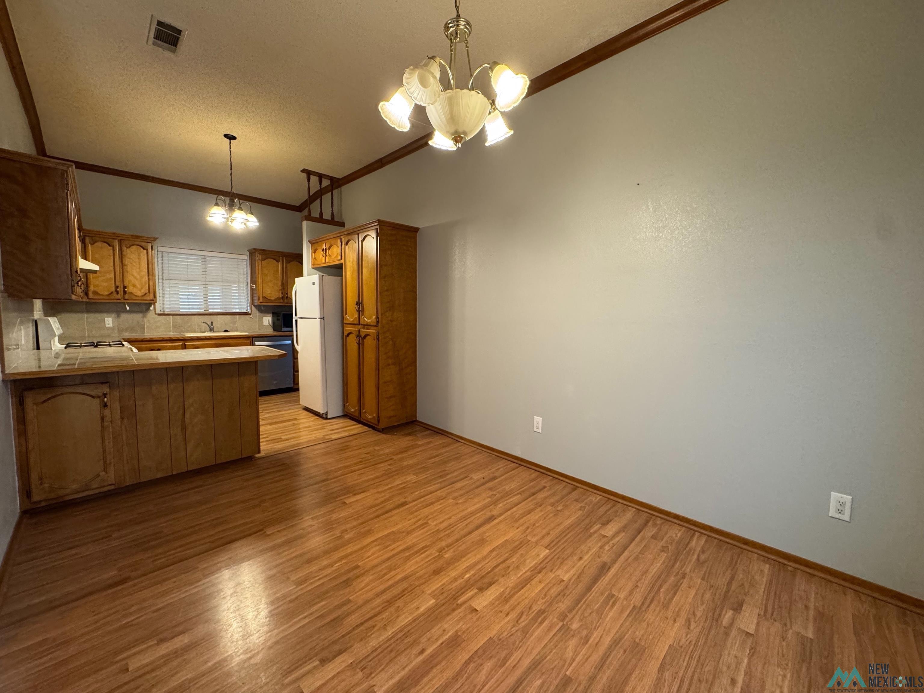 3809 Don January