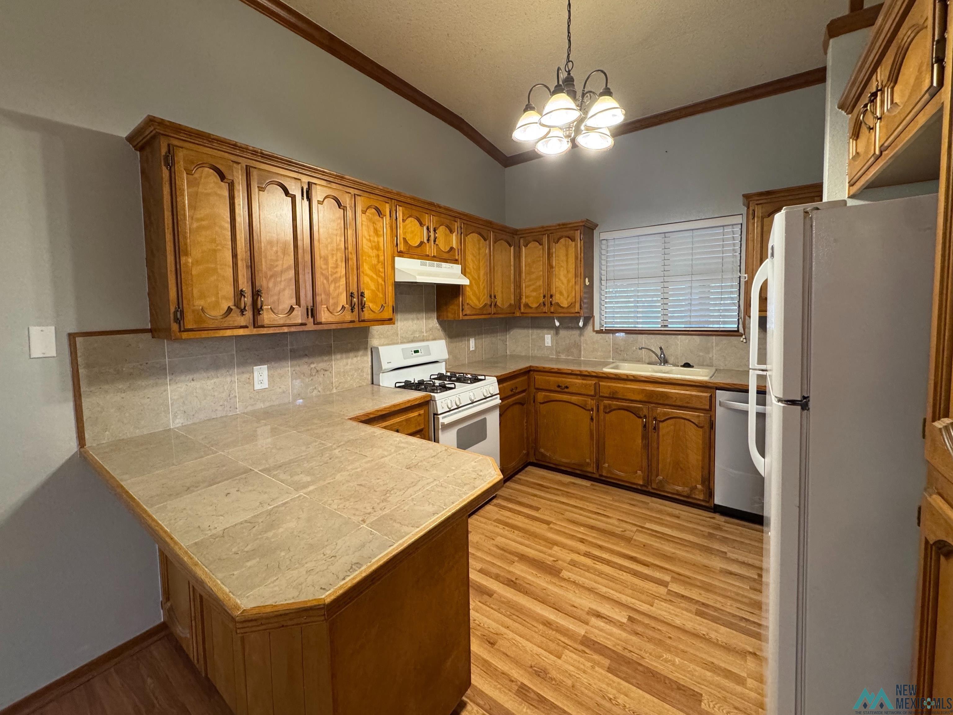 3809 Don January