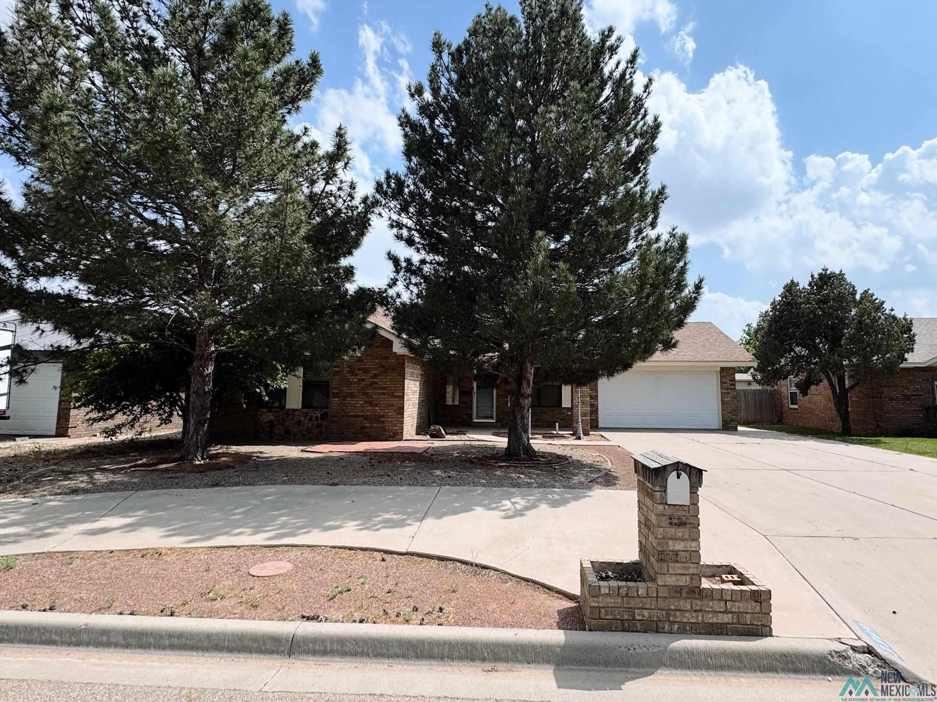 3809 Don January