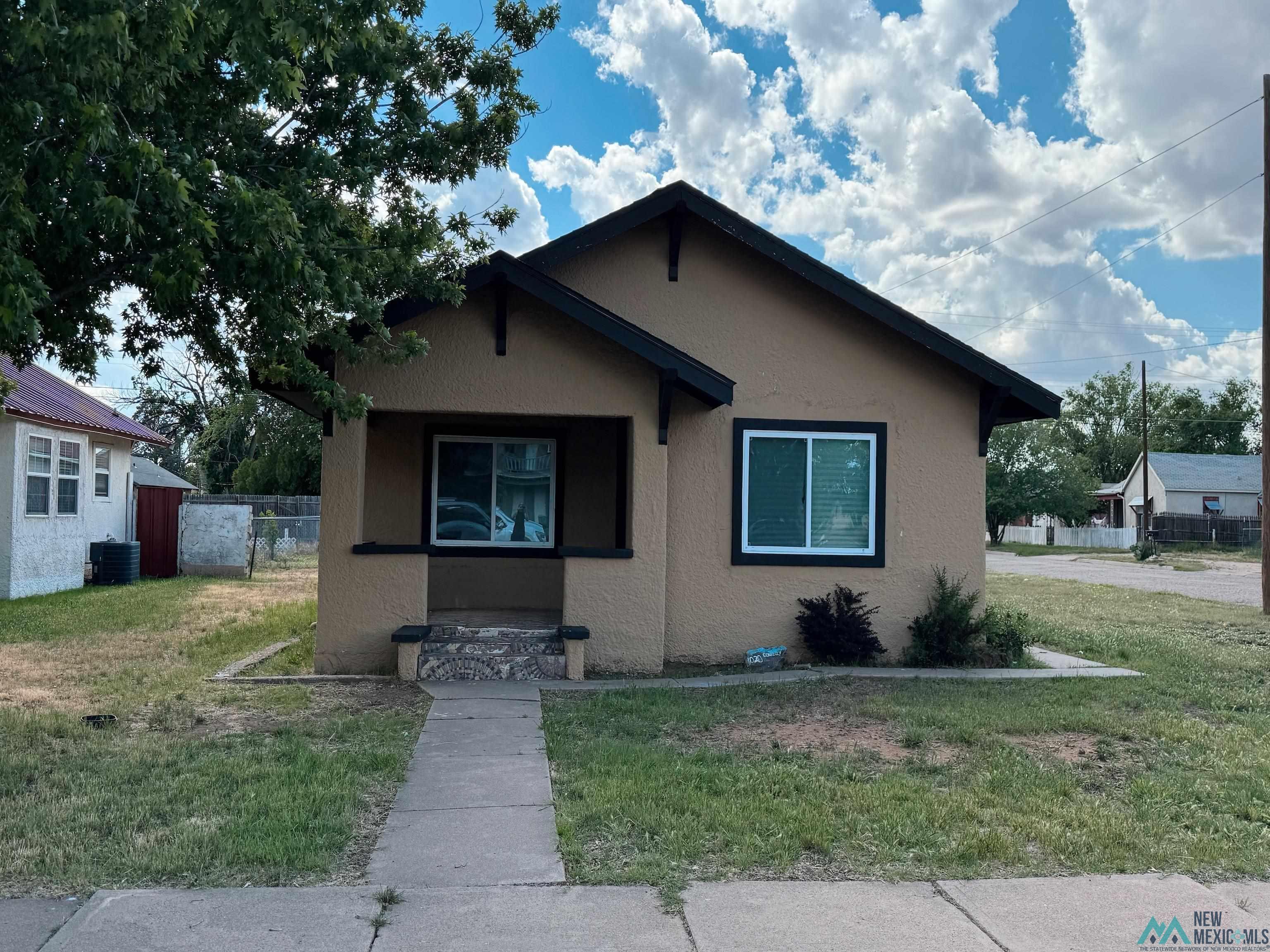 1020 N Connelly