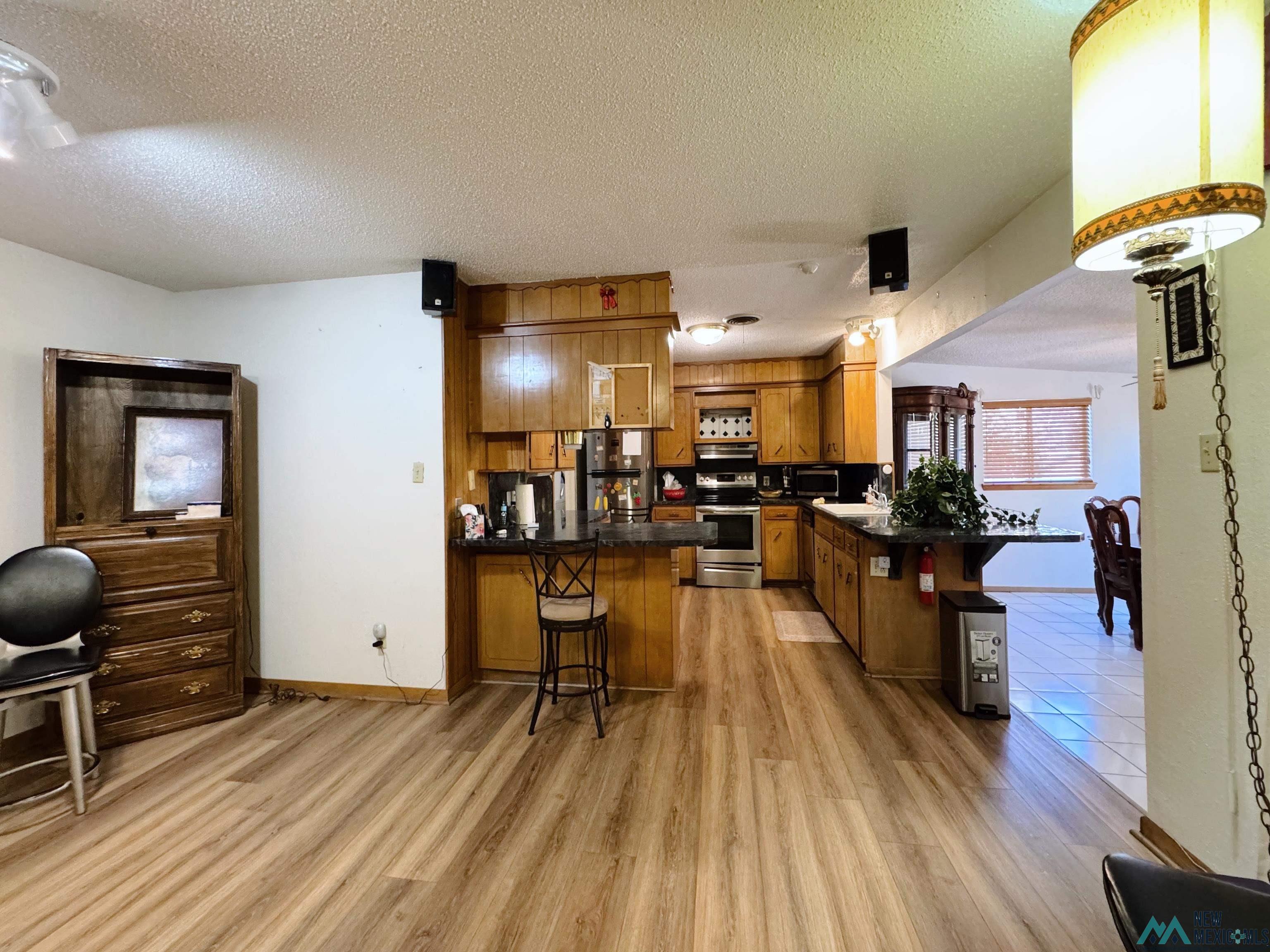 2205 Moberly