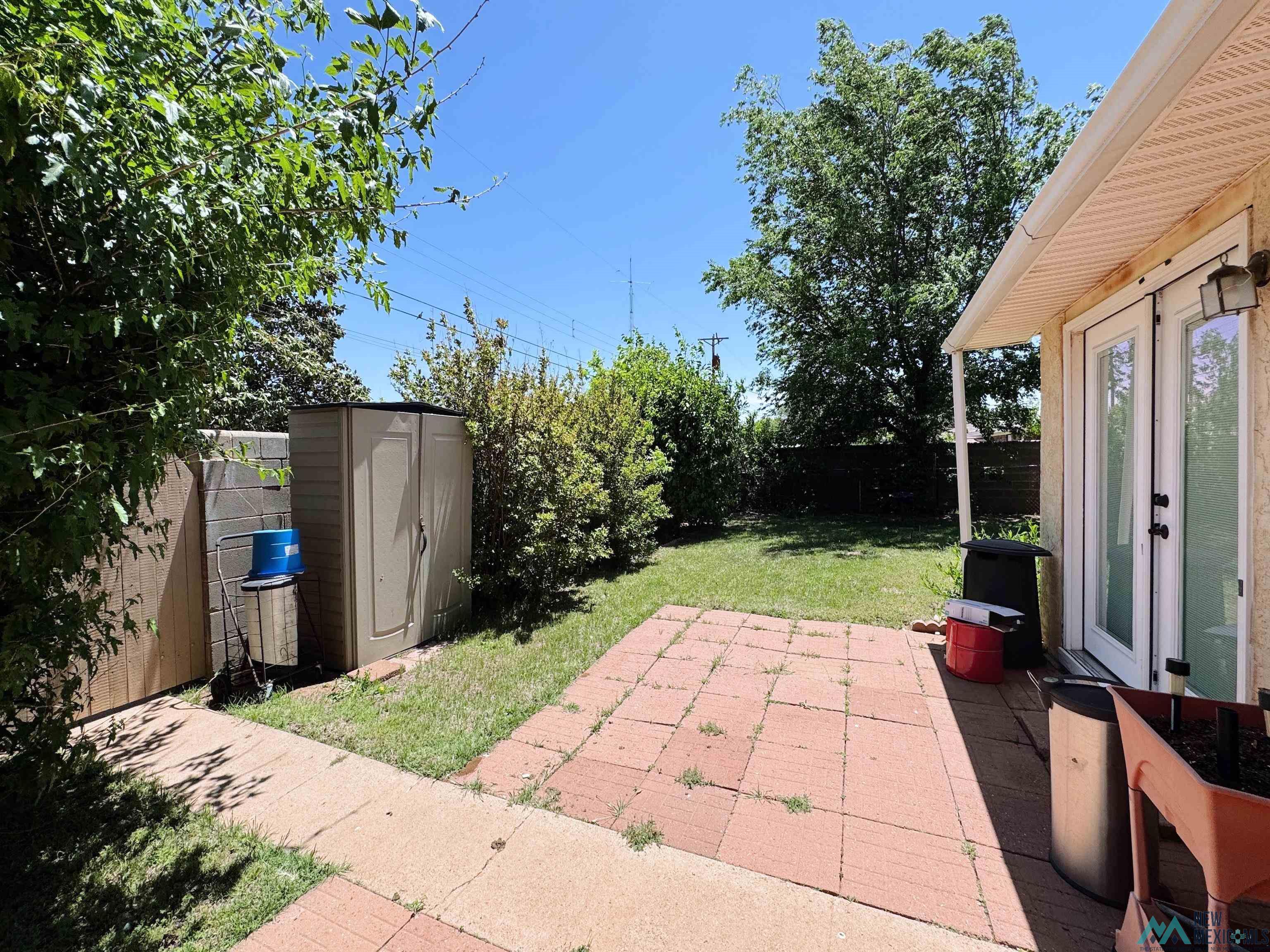 2205 Moberly