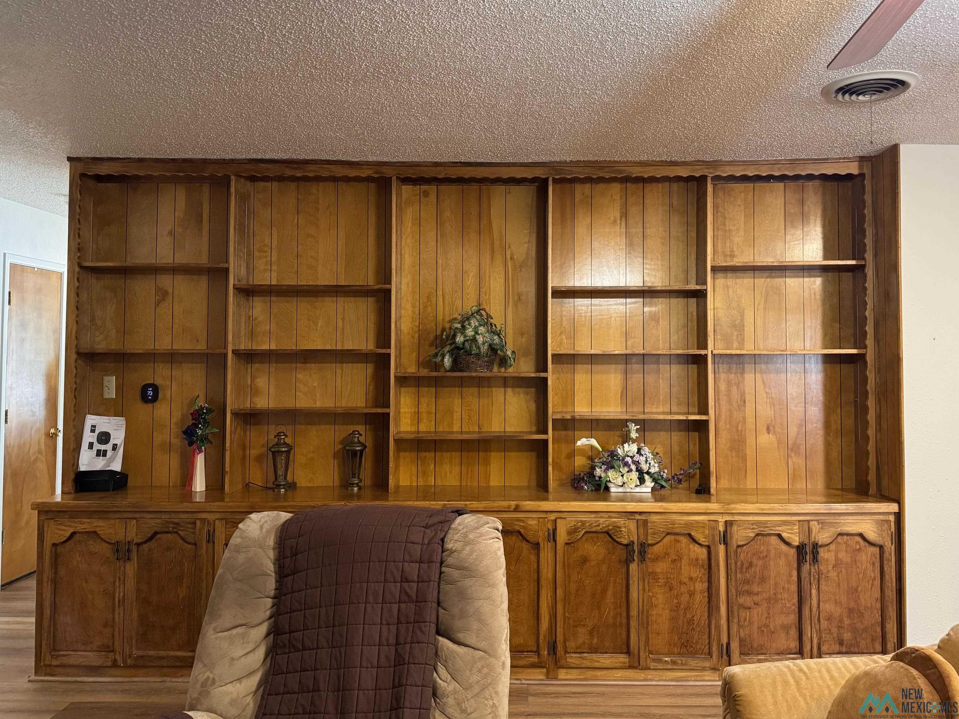 2205 Moberly