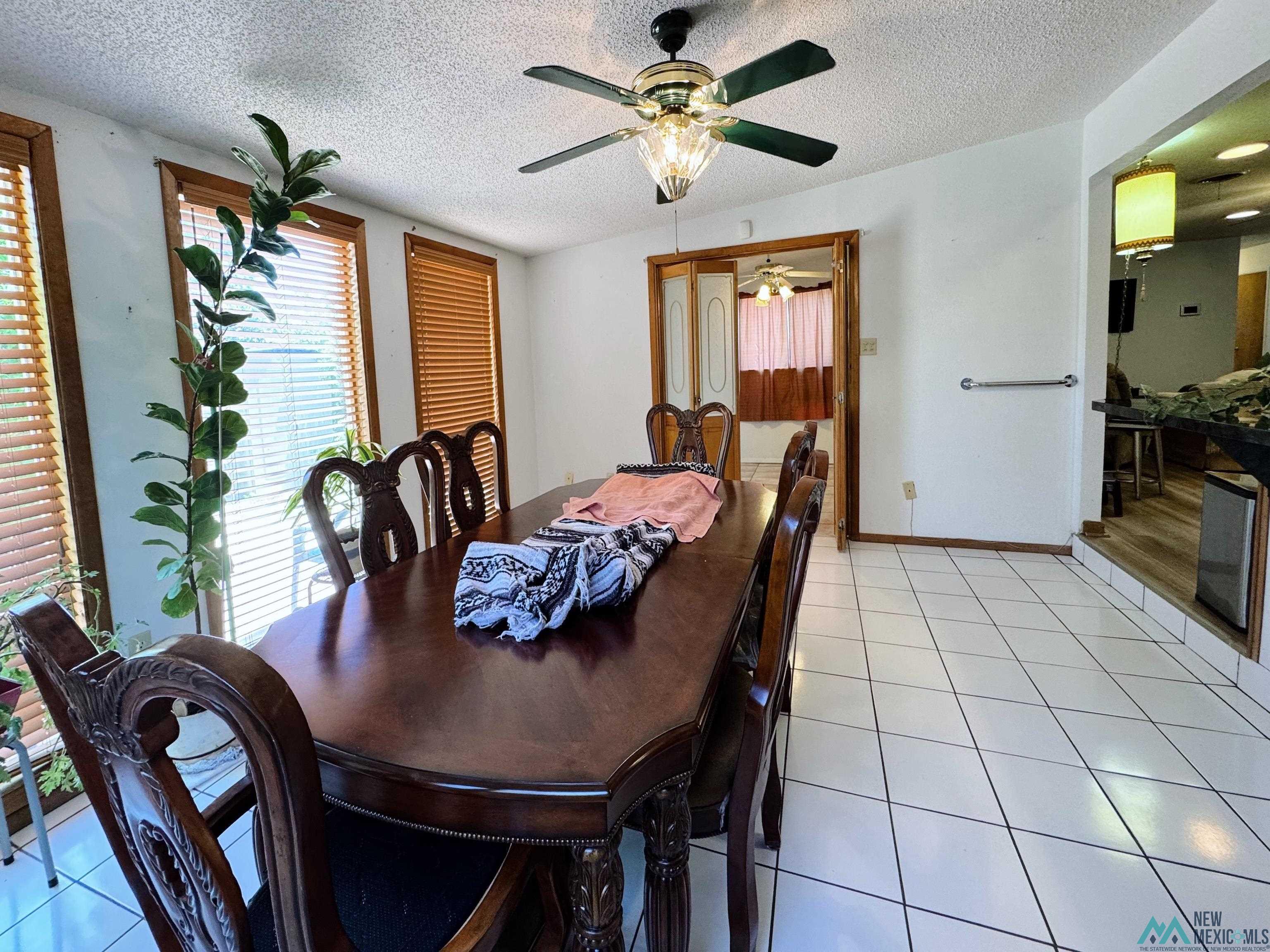 2205 Moberly