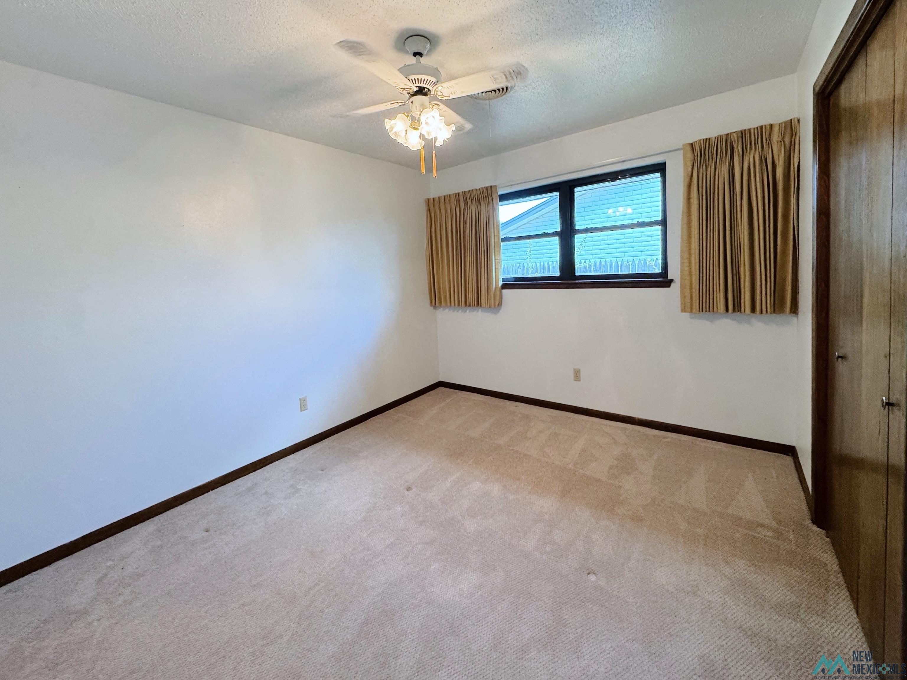 1425 Eastridge Drive