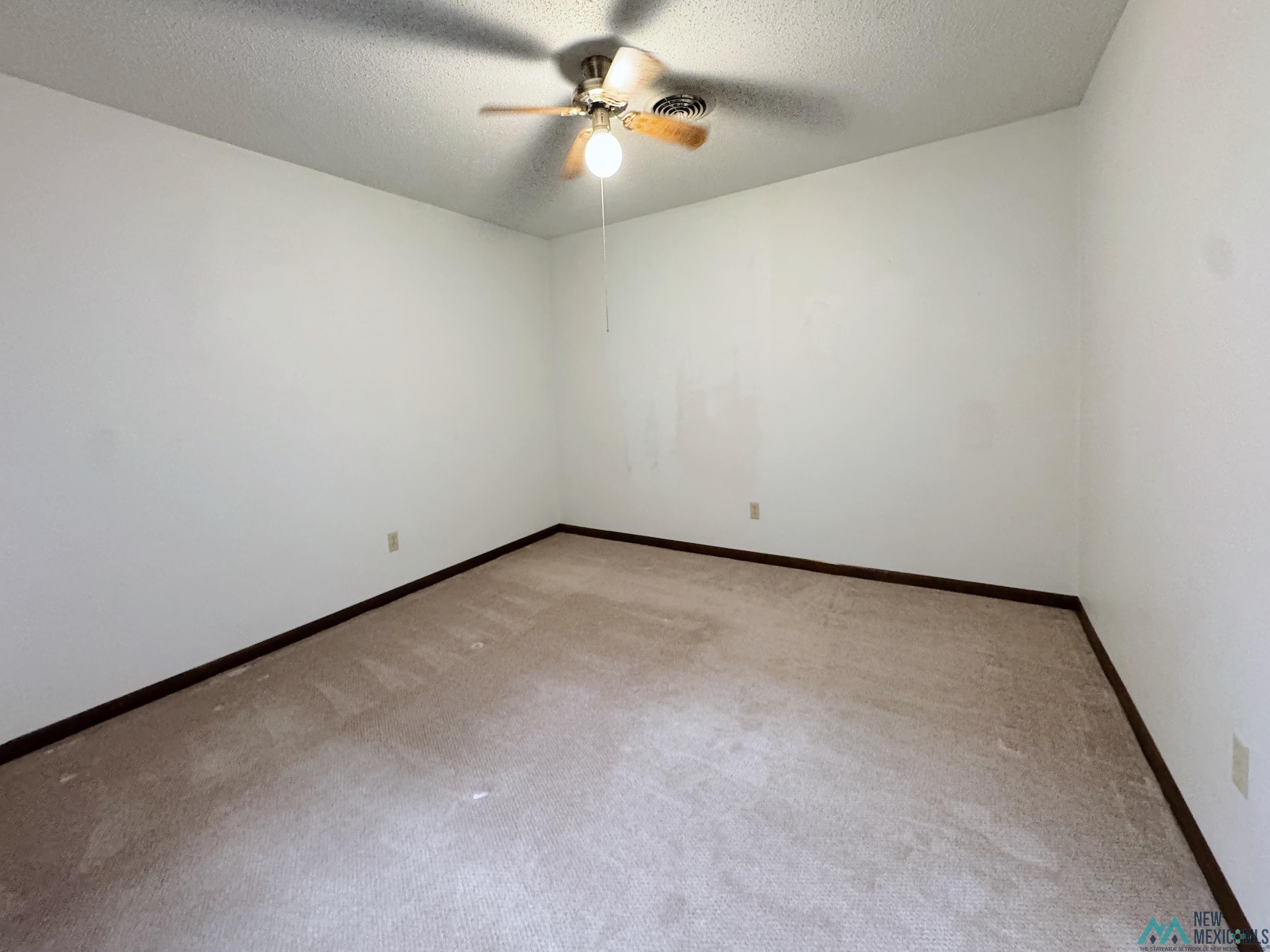 1425 Eastridge Drive