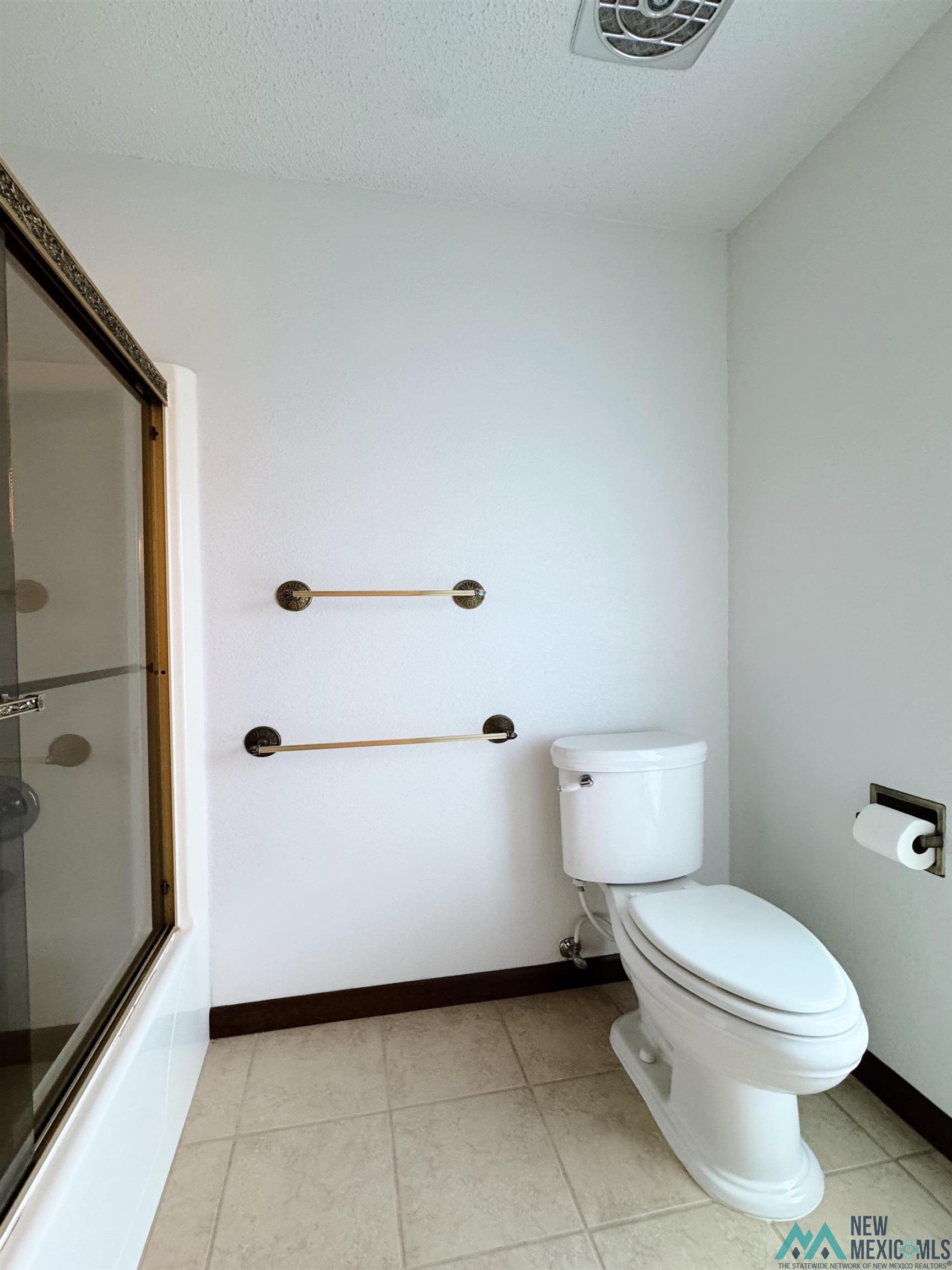 1425 Eastridge Drive