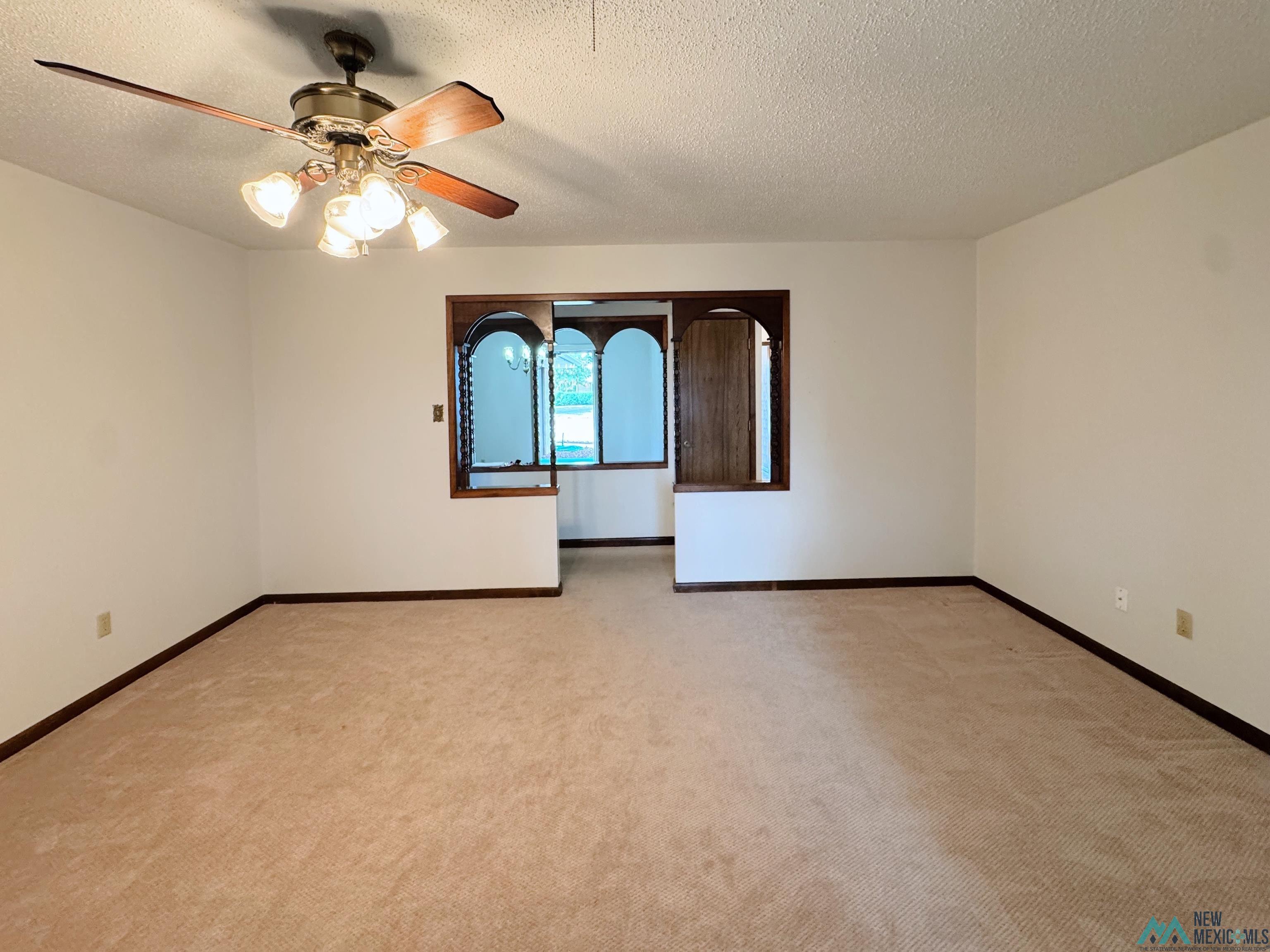 1425 Eastridge Drive