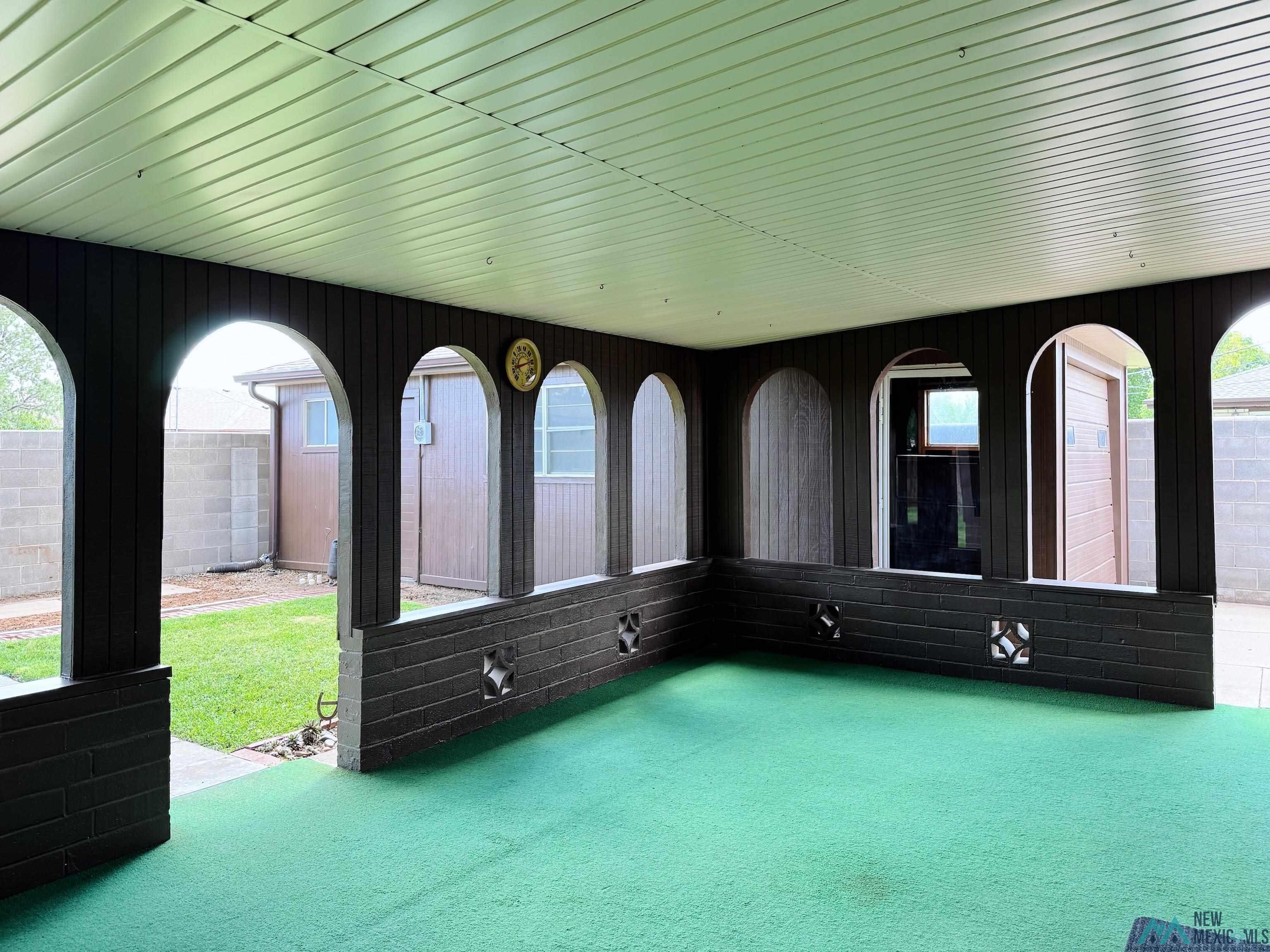 1425 Eastridge Drive