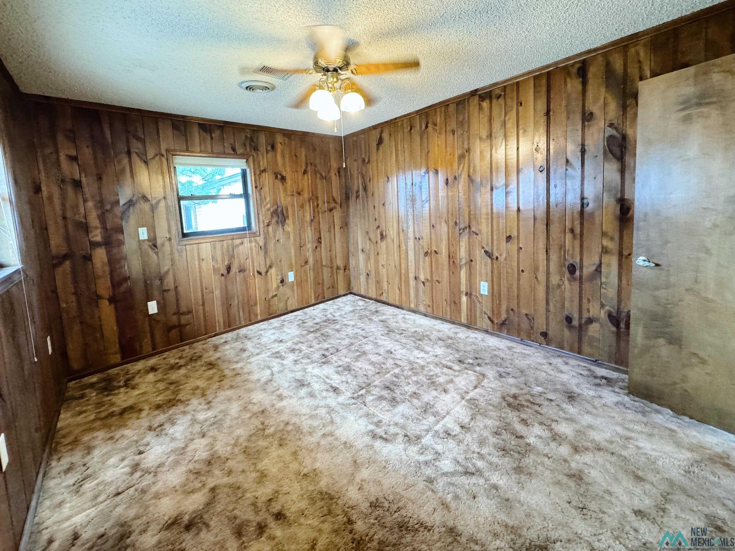 1425 Eastridge Drive